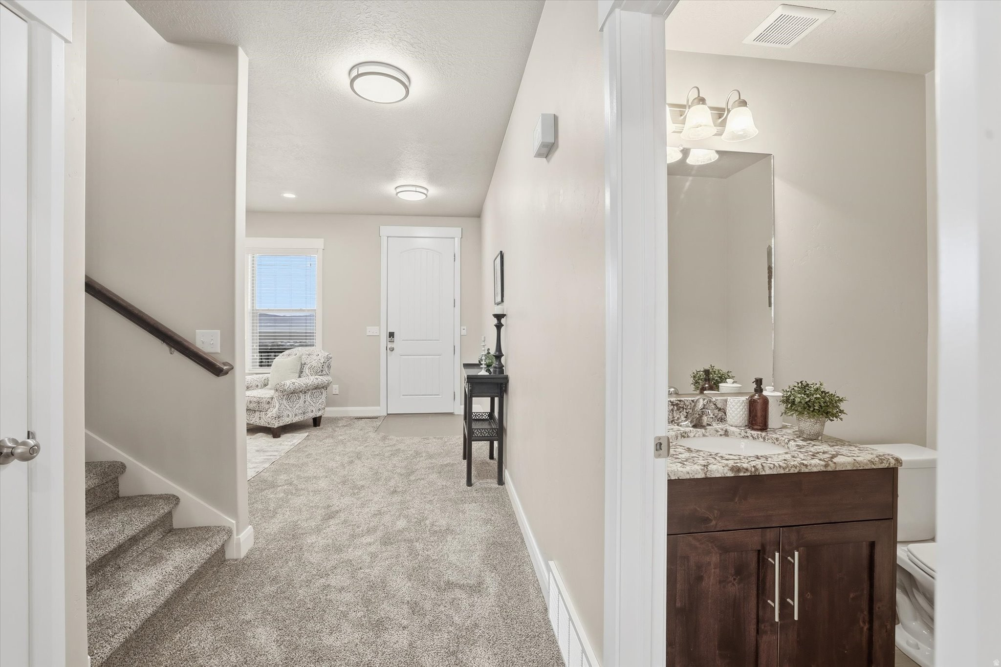MOUNTAIN GATE ESTATES - Residential