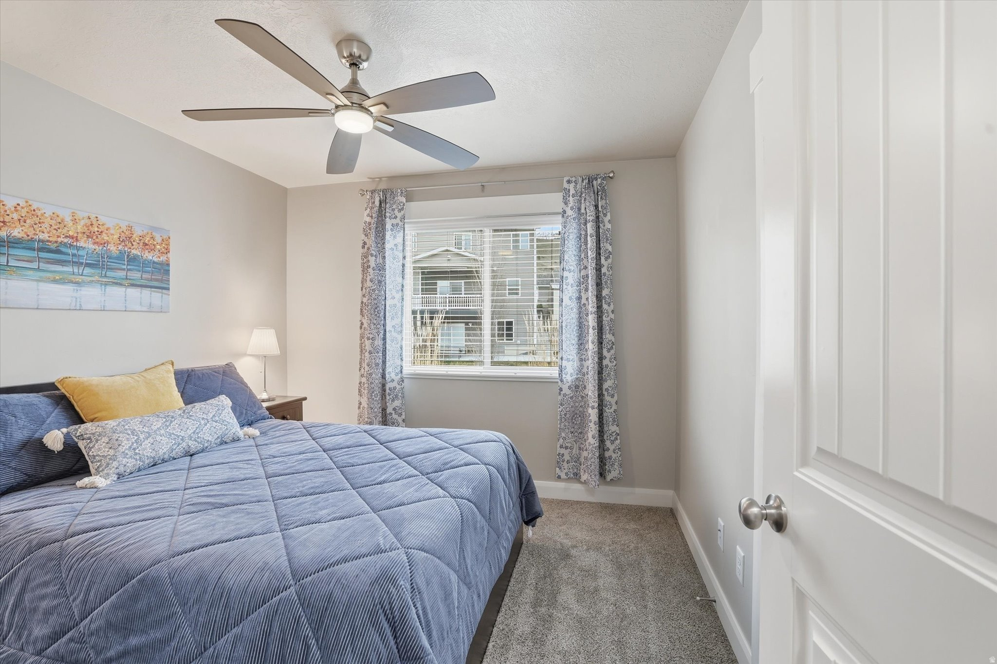 MOUNTAIN GATE ESTATES - Residential