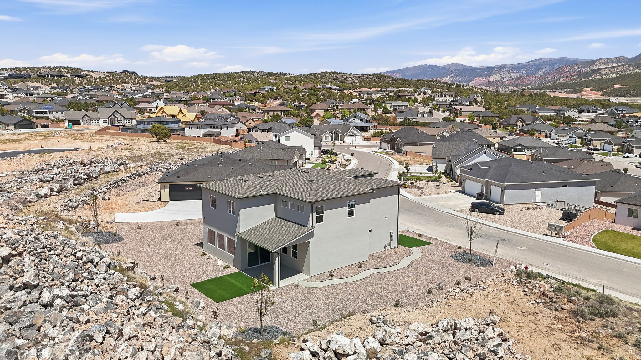 TALON POINTE AT SOUTH MOUNTAIN - Residential