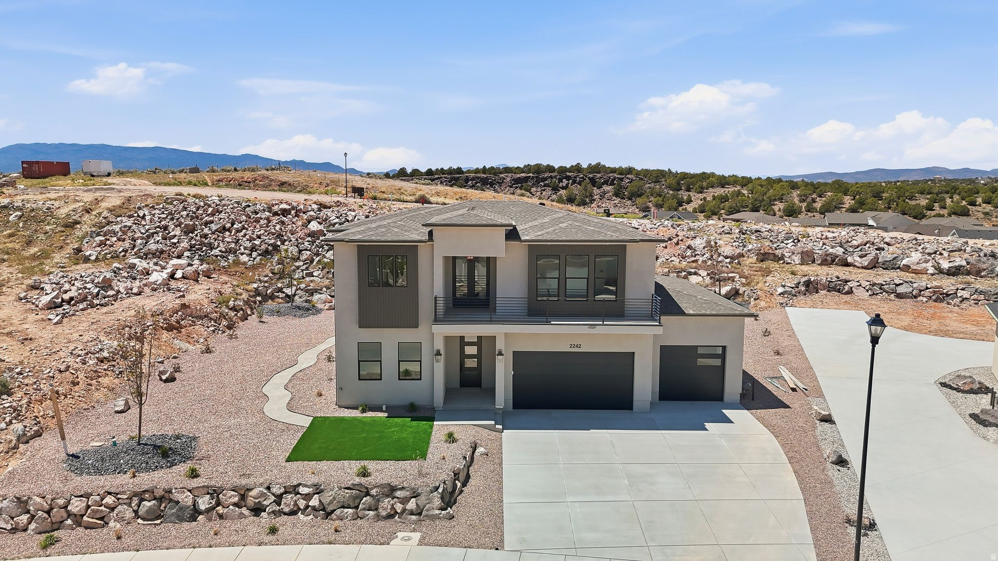 TALON POINTE AT SOUTH MOUNTAIN - Residential