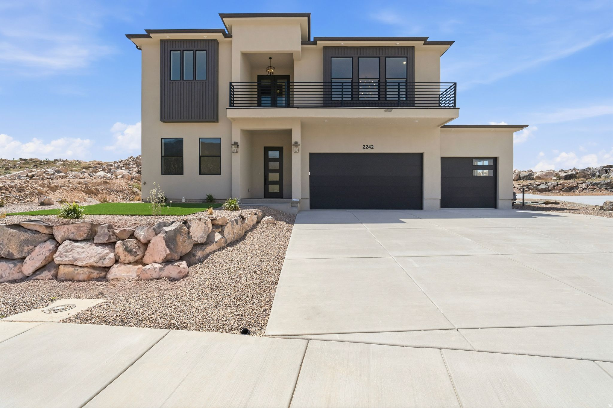 TALON POINTE AT SOUTH MOUNTAIN - Residential