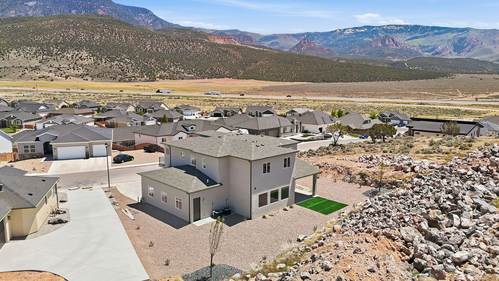 TALON POINTE AT SOUTH MOUNTAIN - Residential
