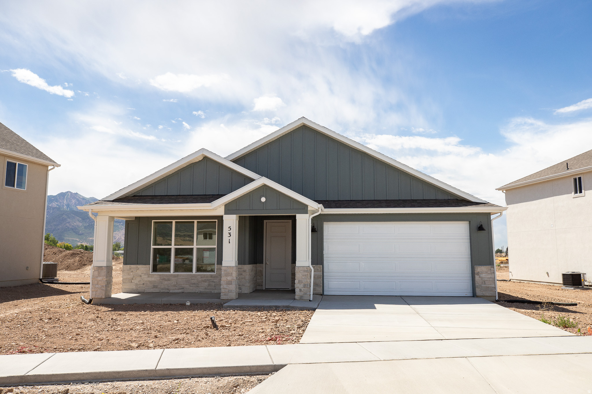 LOMOND HEIGHTS - Residential