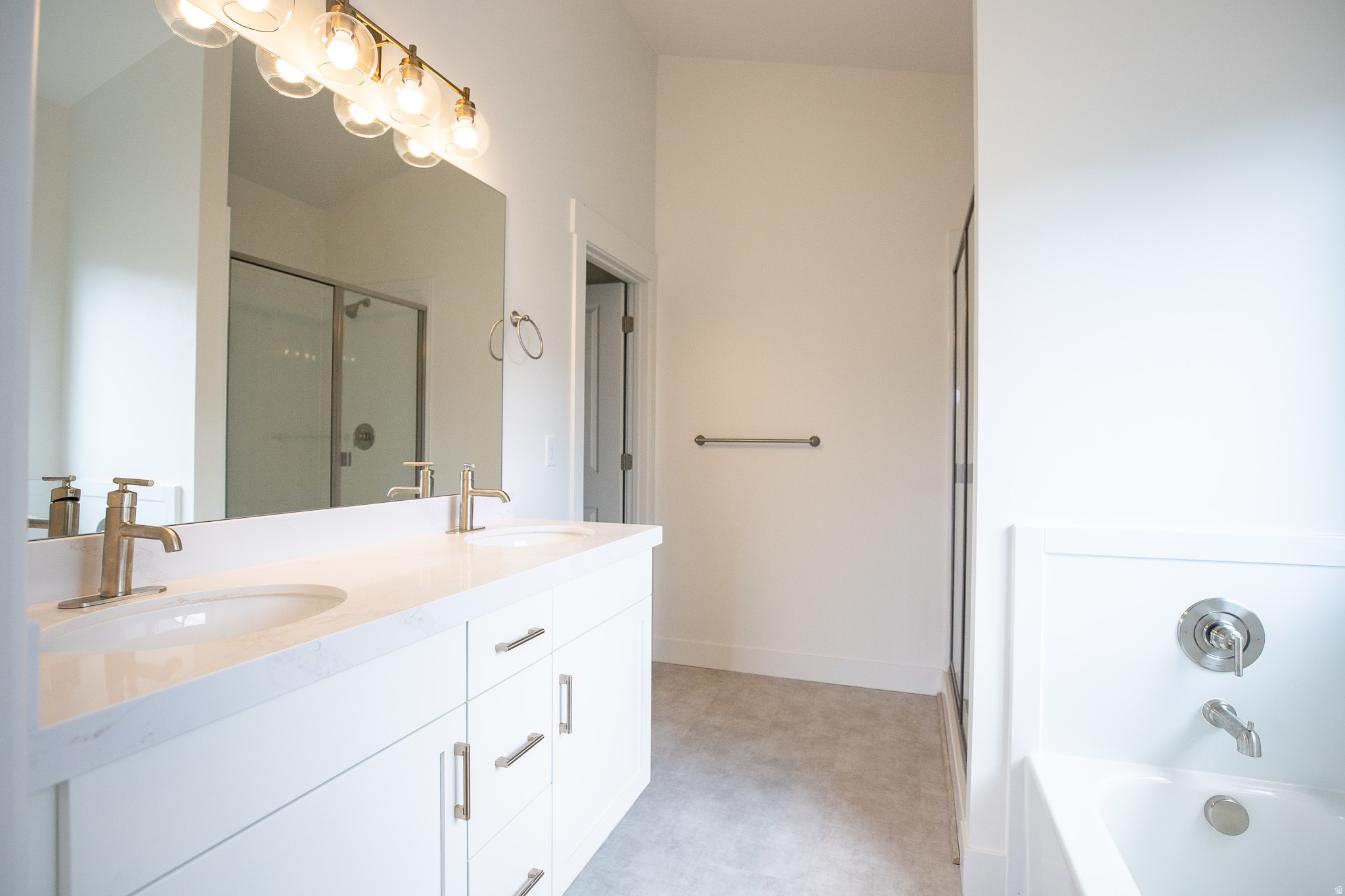 LOMOND HEIGHTS - Residential