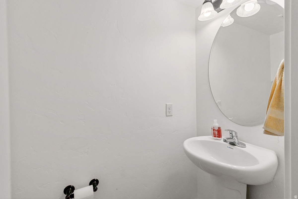 WESTBRIDGE - Residential