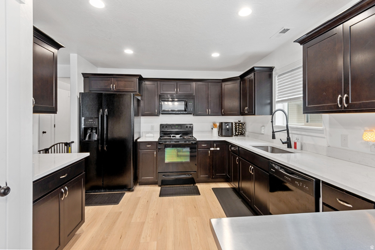 WESTBRIDGE - Residential
