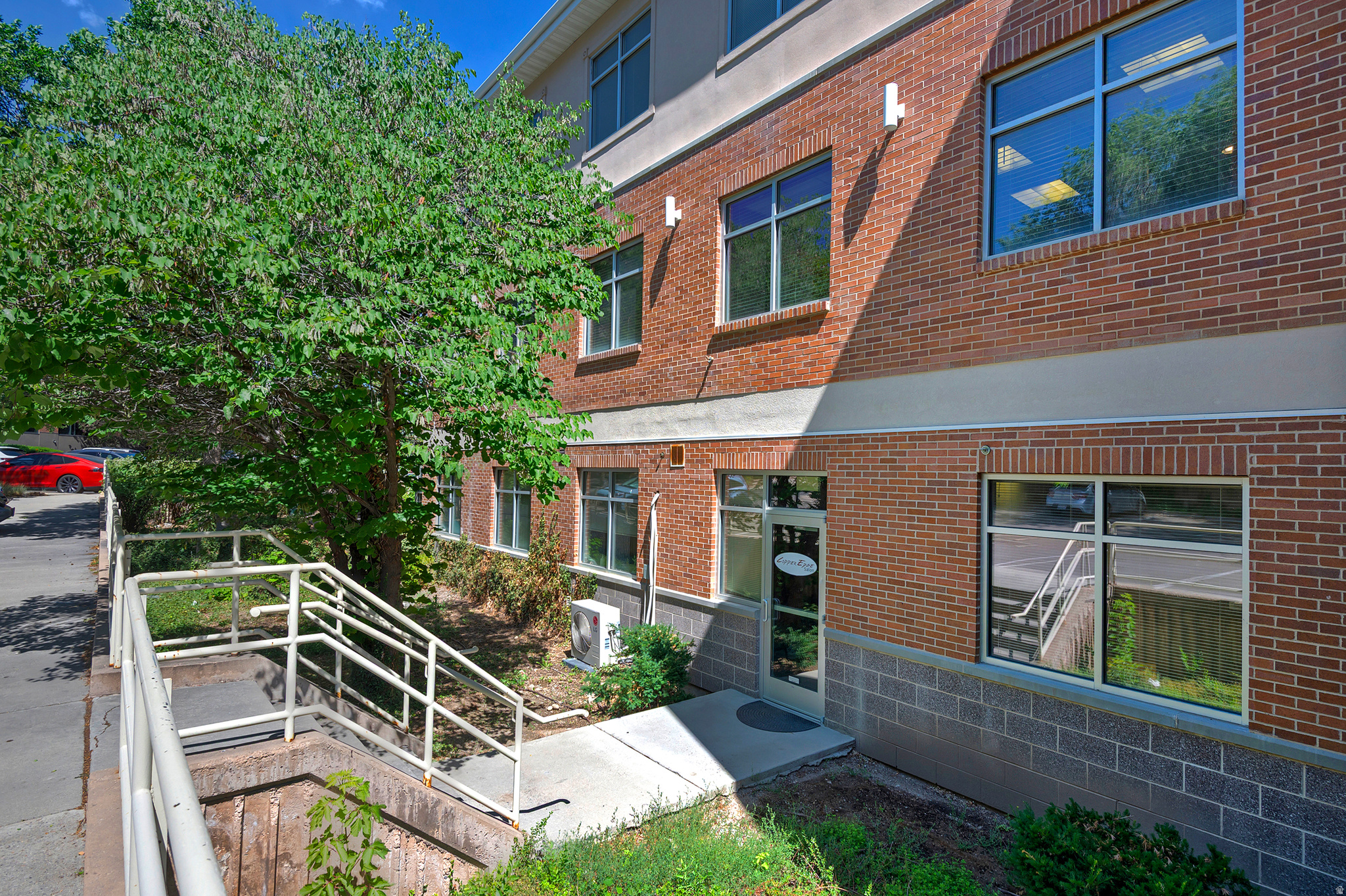 CREEK ROAD - Commercial Sale