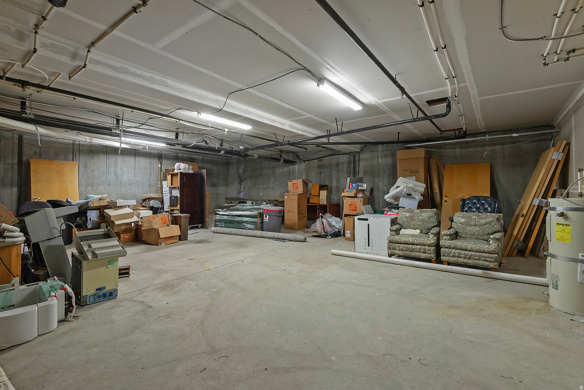 CREEK ROAD - Commercial Sale