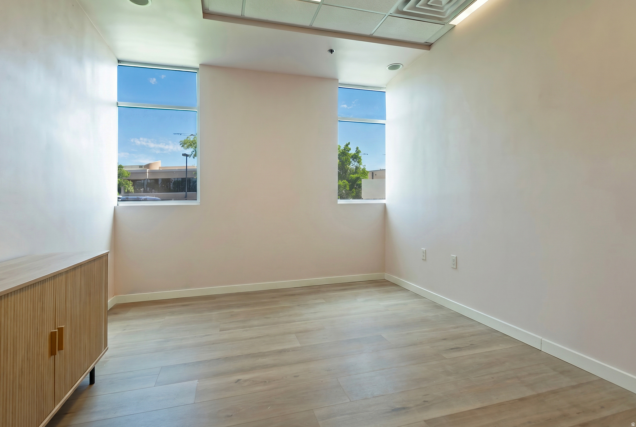 CREEK ROAD - Commercial Sale