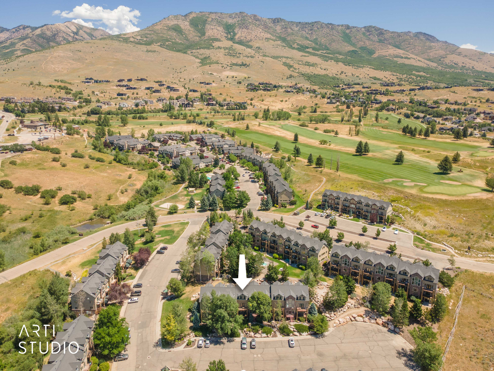 MOOSE HOLLOW - Residential