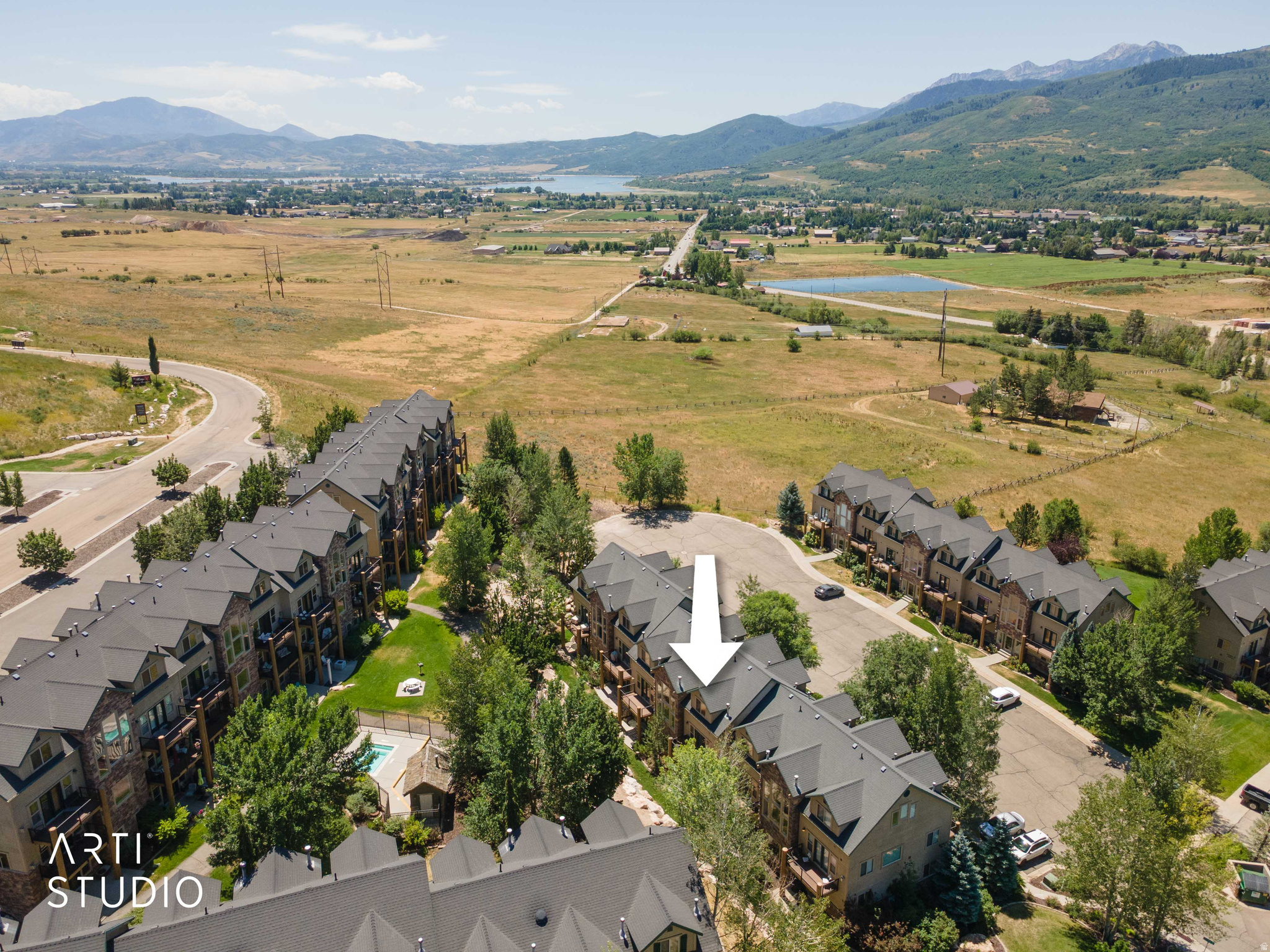 MOOSE HOLLOW - Residential