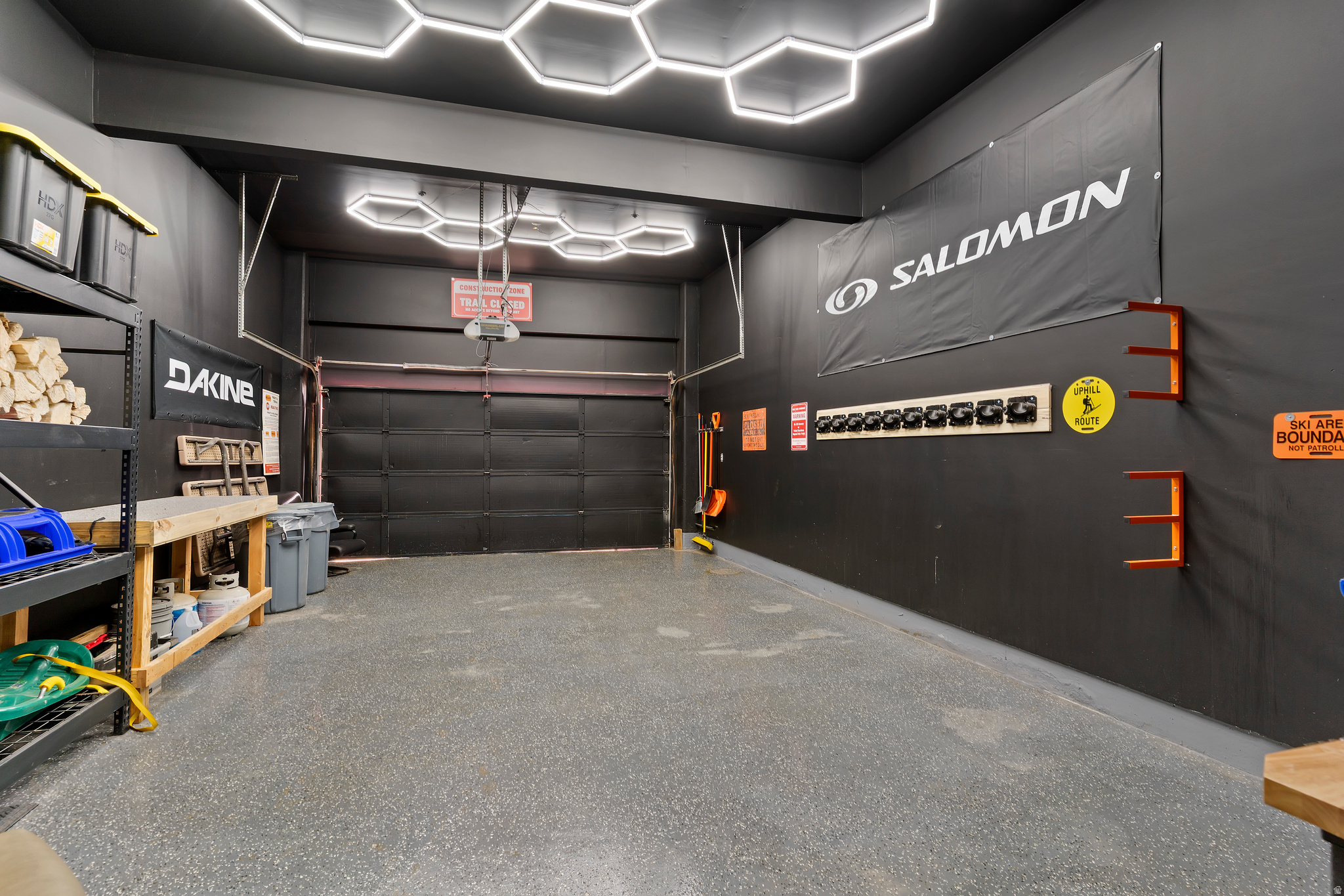SUNDOWN CONDOS - Residential
