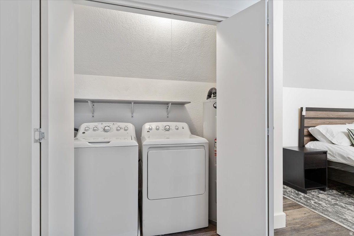SUNDOWN CONDOS - Residential
