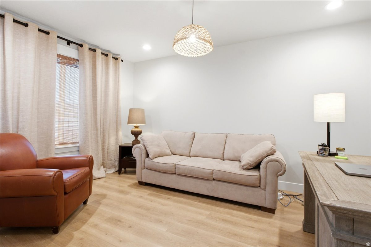 RIDGE - Residential