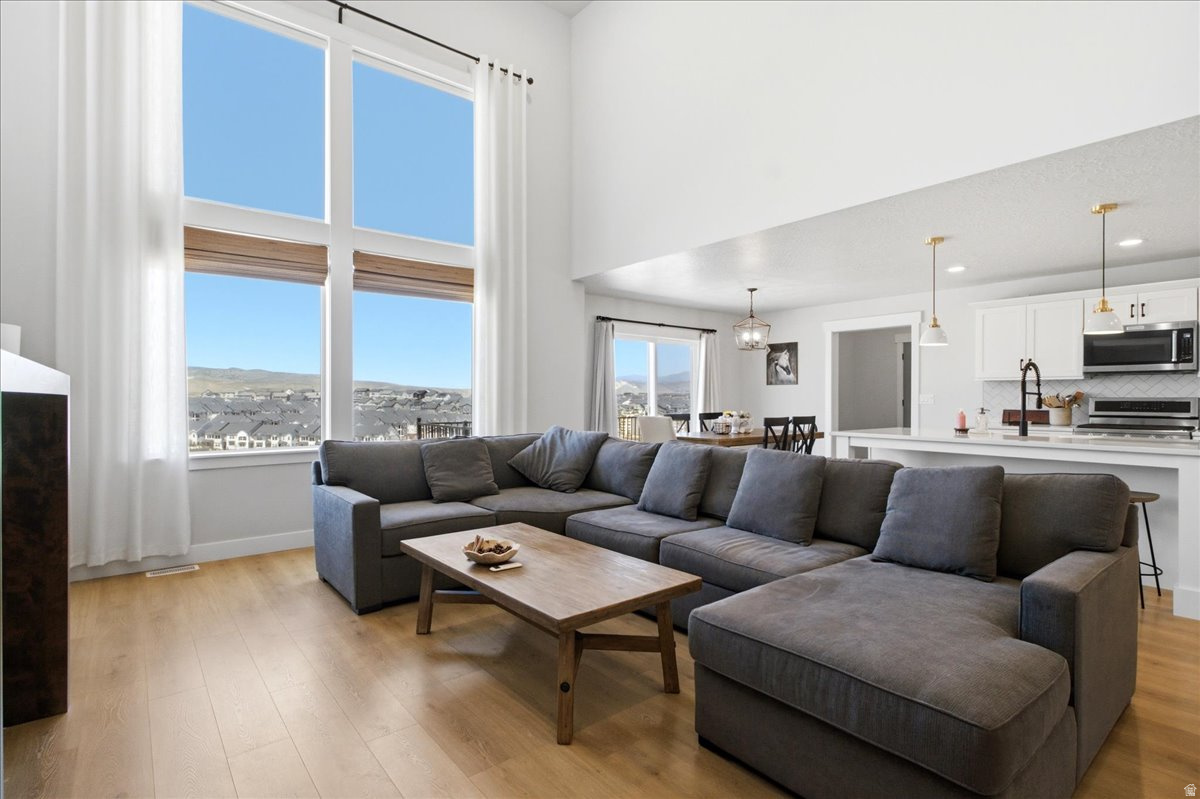 RIDGE - Residential