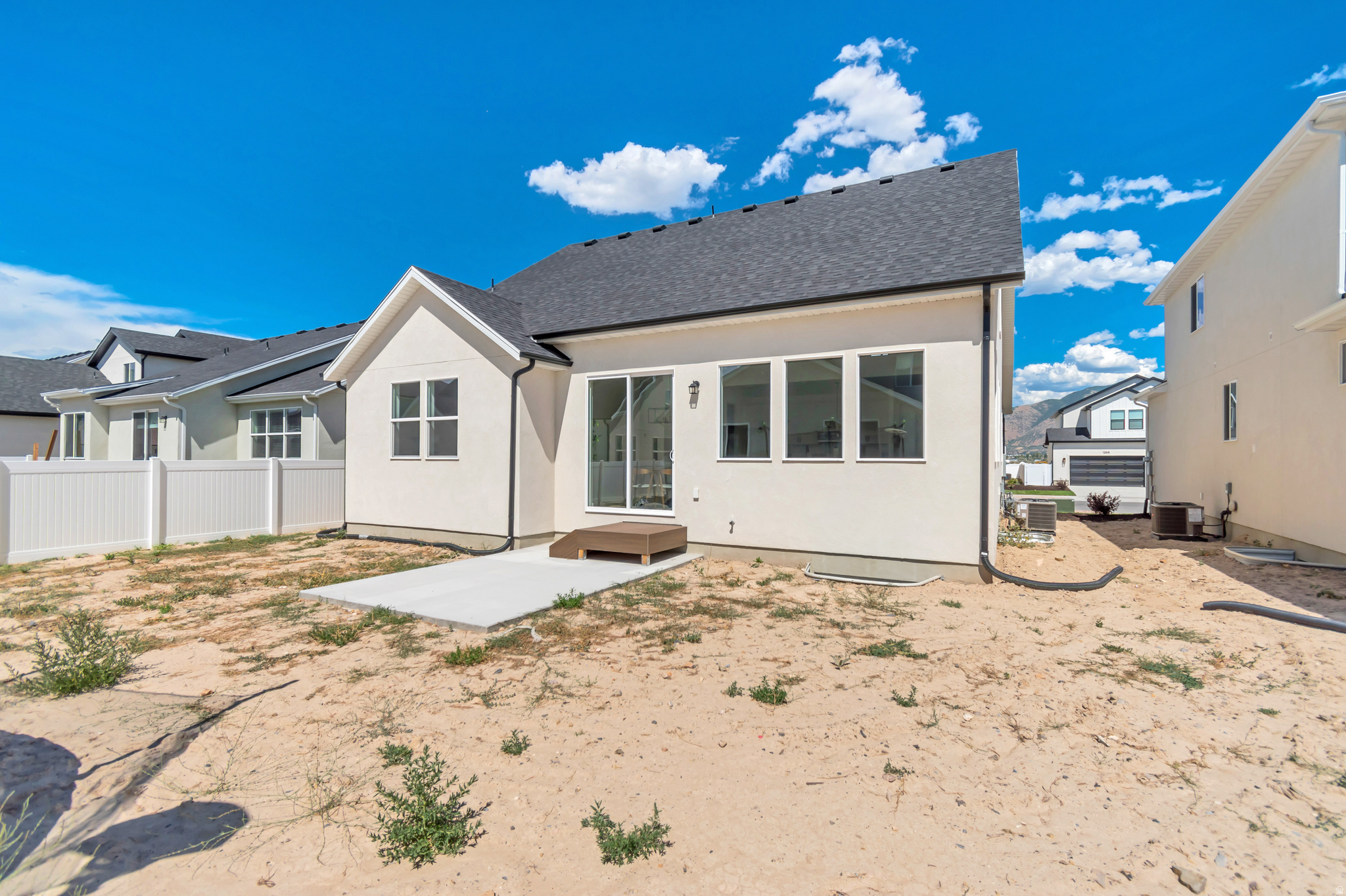 ARROWHEAD RANCH - Residential