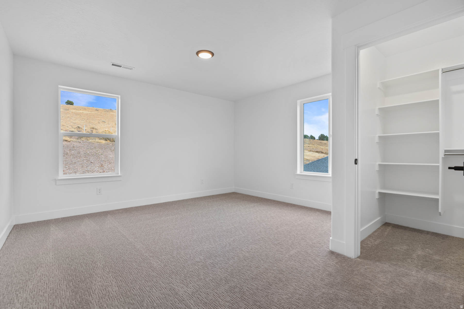 VISTAS AT SUMMIT RDG - Residential