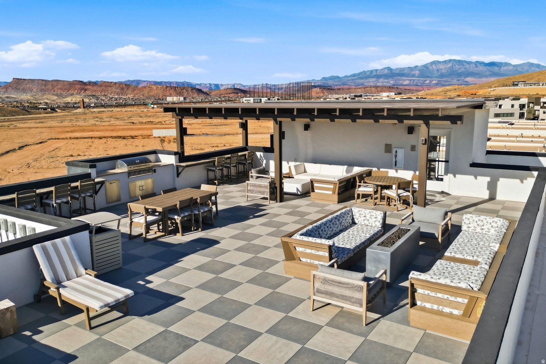 COVE CONDOMINIUMS A - Residential