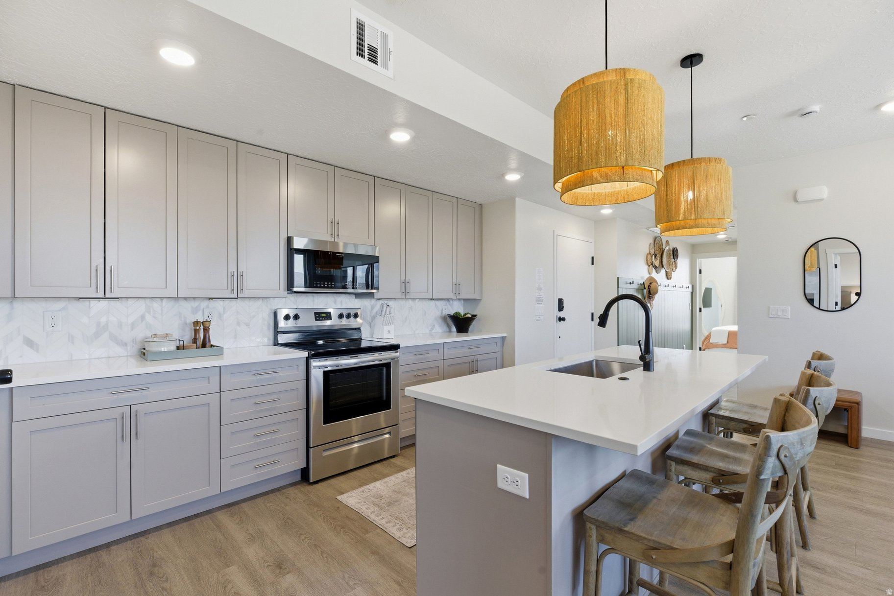 COVE CONDOMINIUMS A - Residential