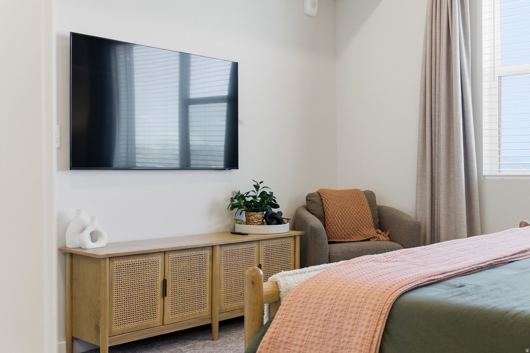 COVE CONDOMINIUMS A - Residential