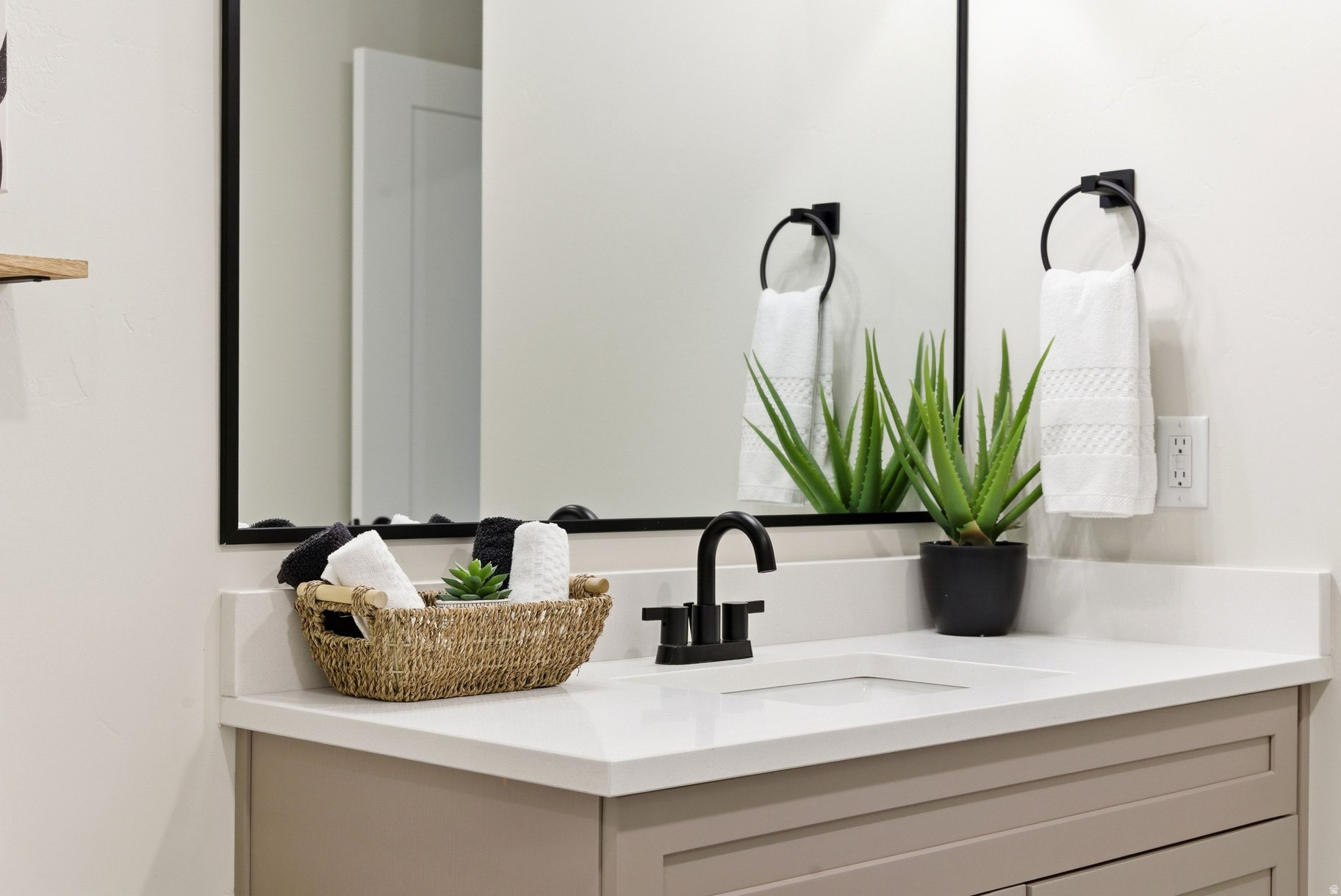 COVE CONDOMINIUMS A - Residential