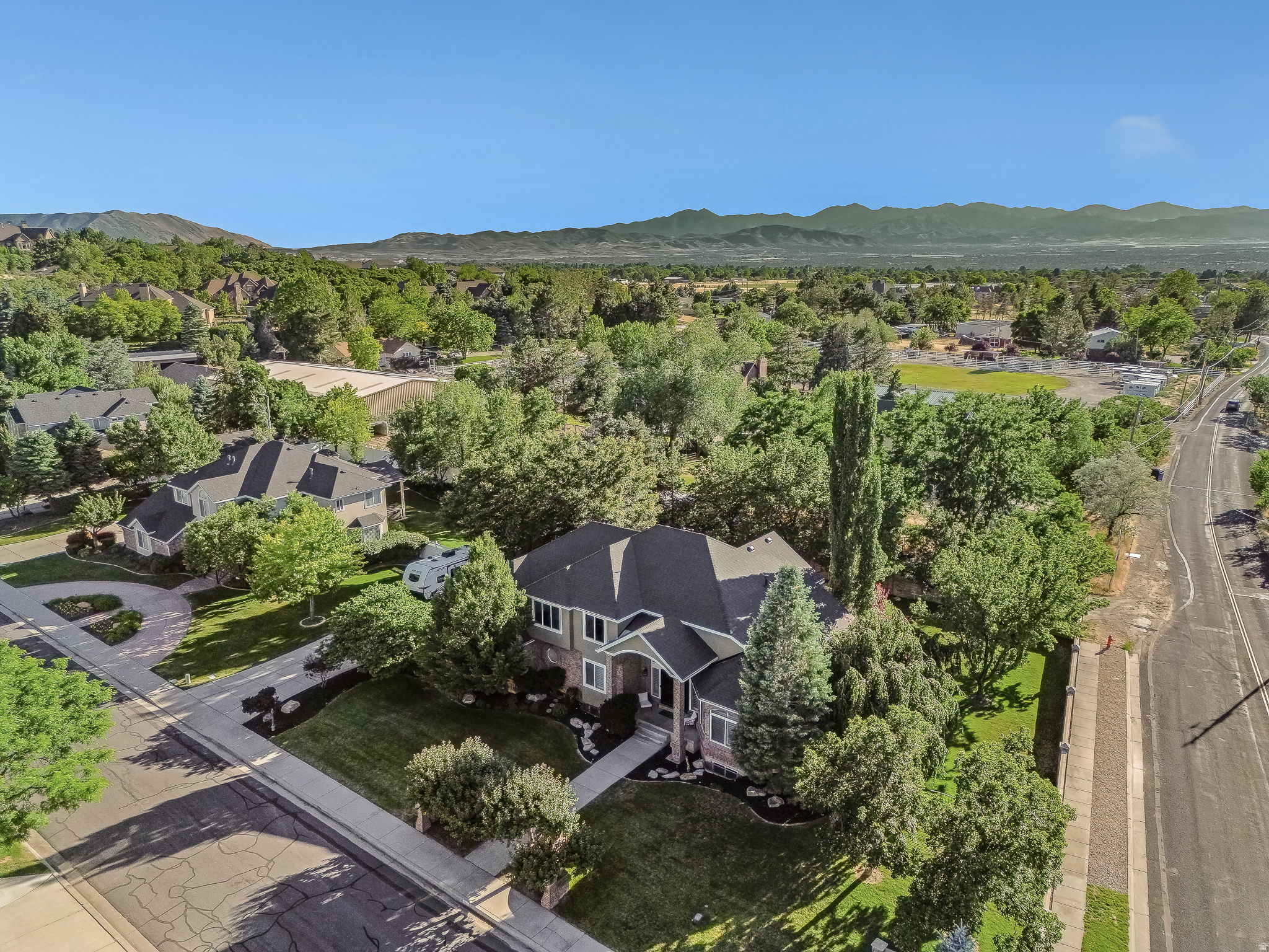 THE RIDGE #2 - Residential