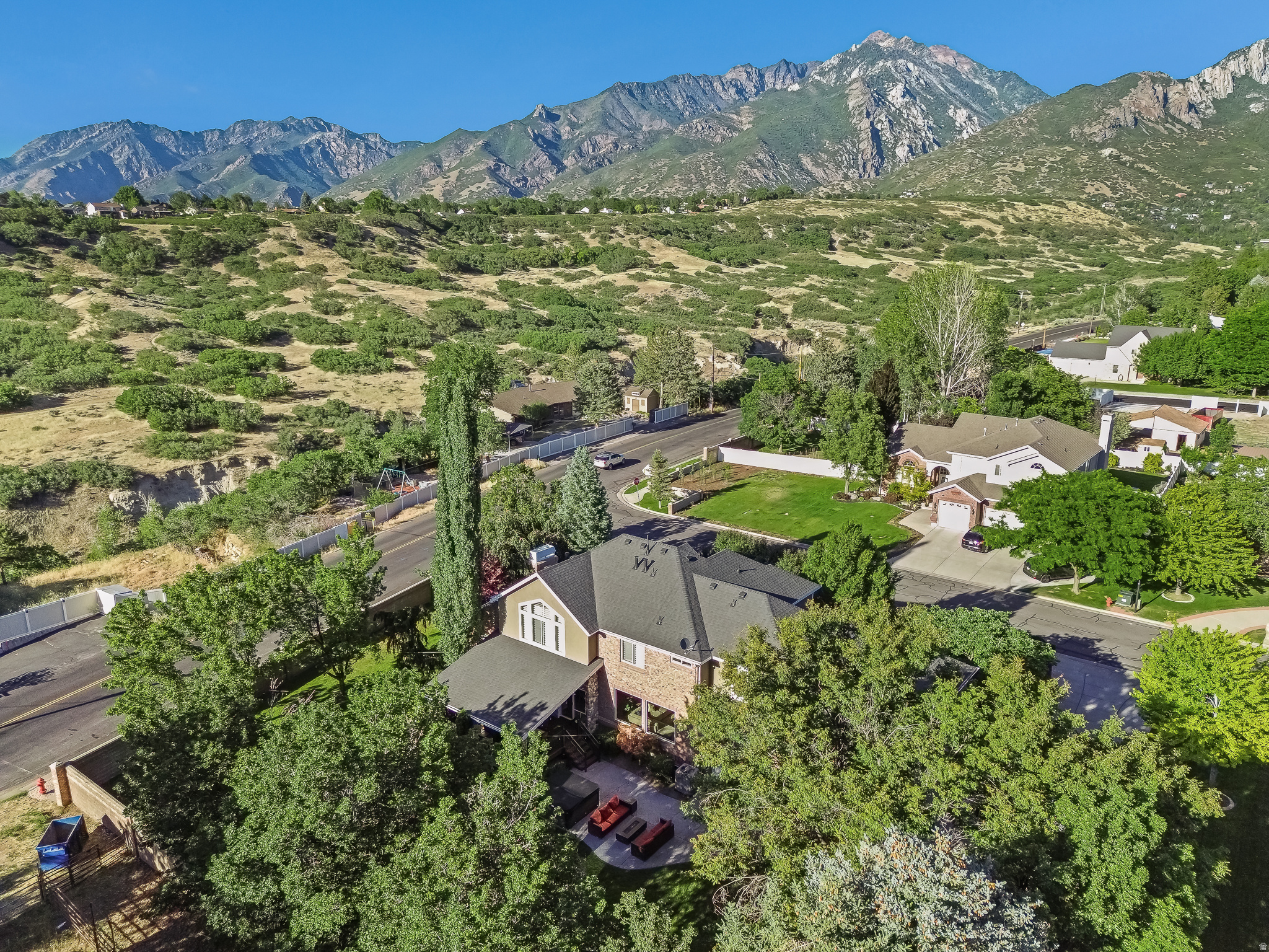 THE RIDGE #2 - Residential