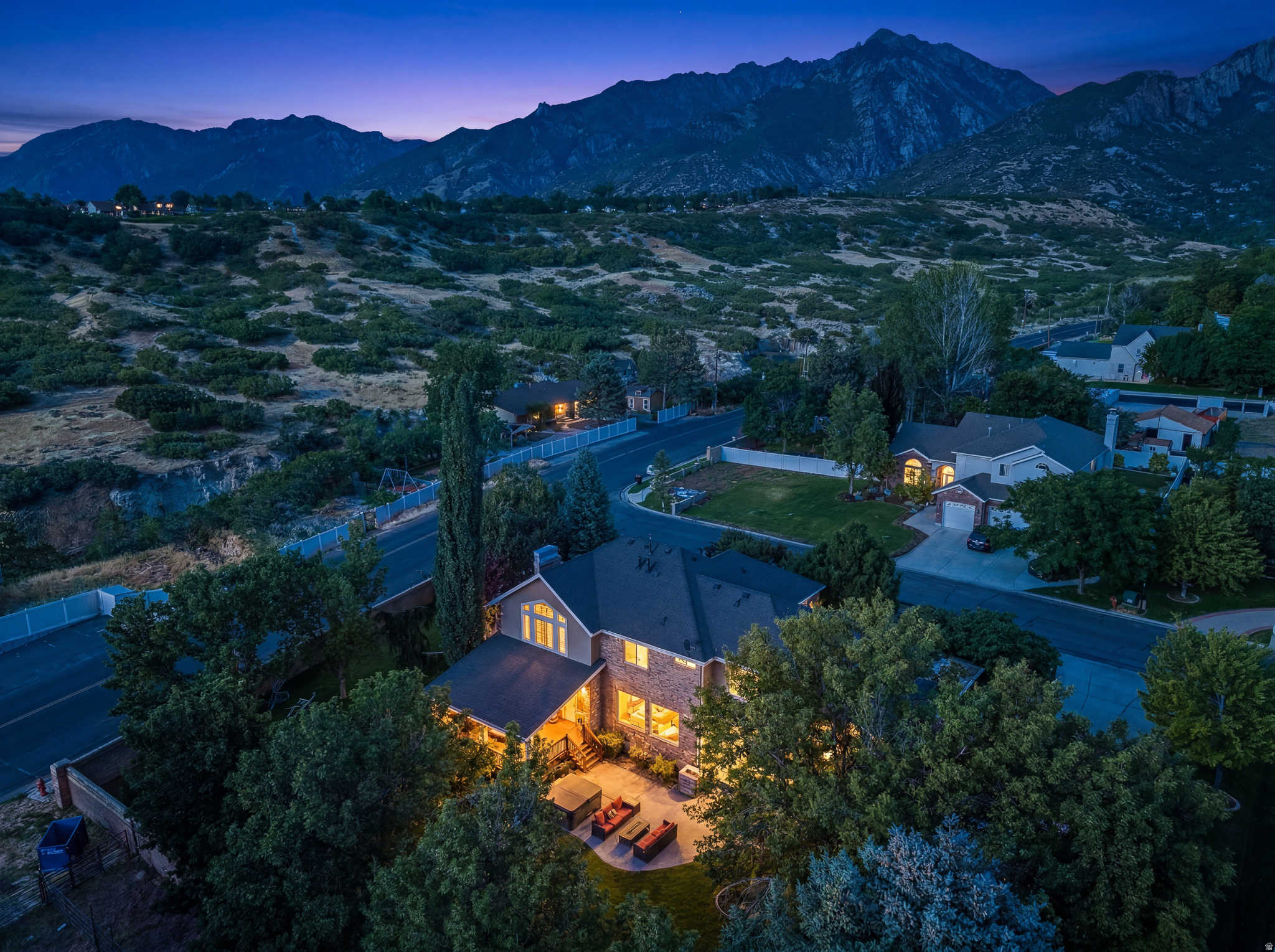 THE RIDGE #2 - Residential