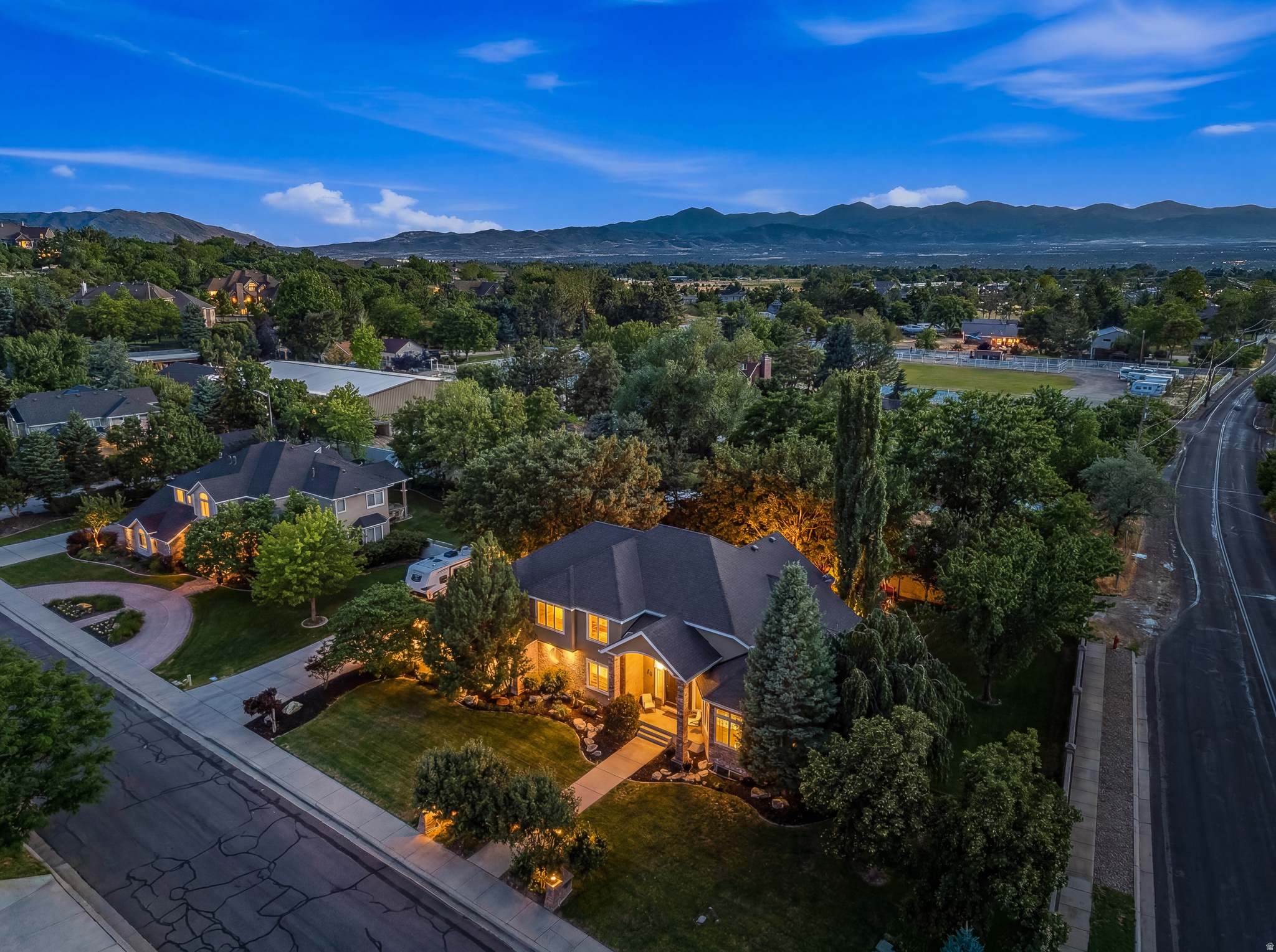 THE RIDGE #2 - Residential