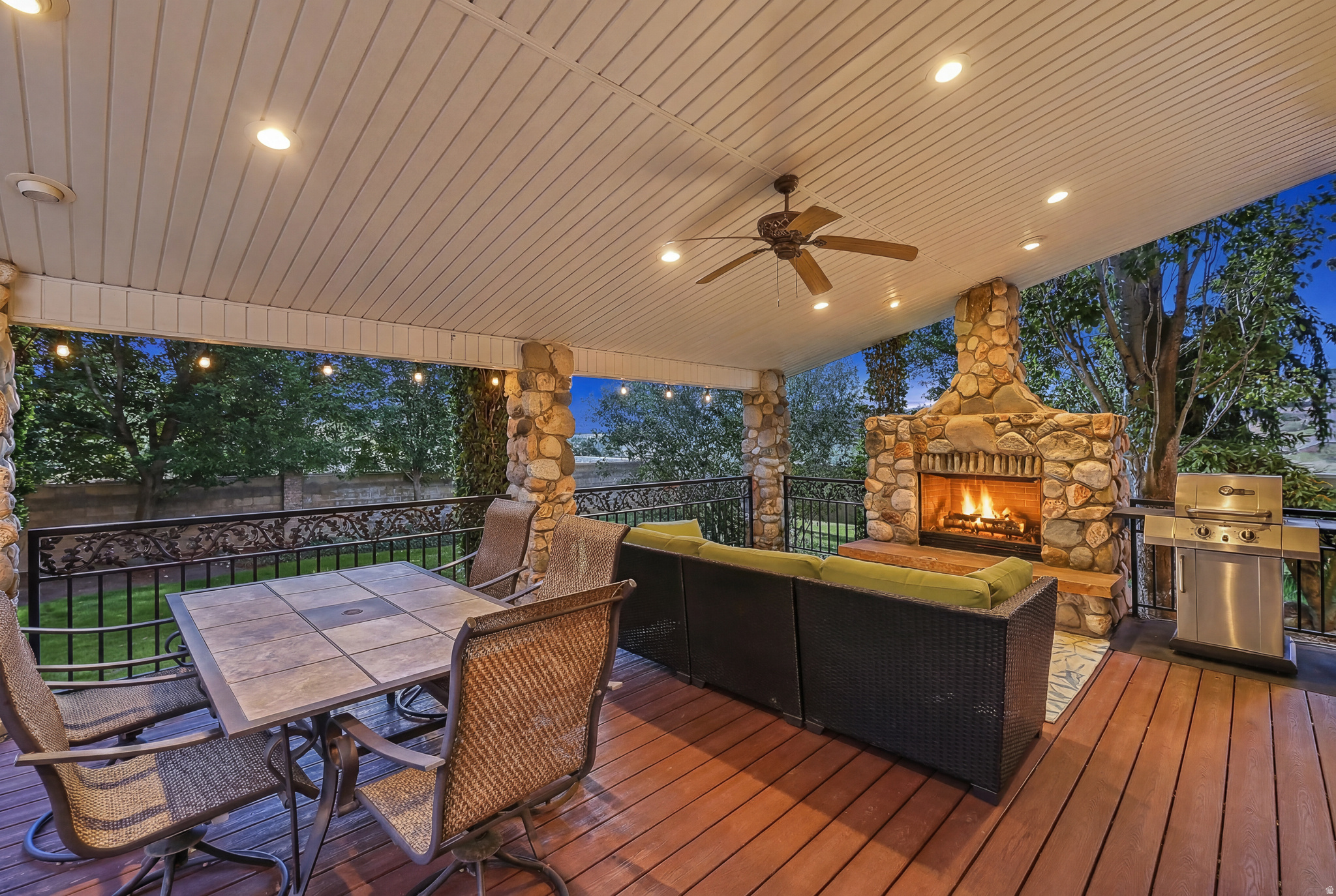 THE RIDGE #2 - Residential
