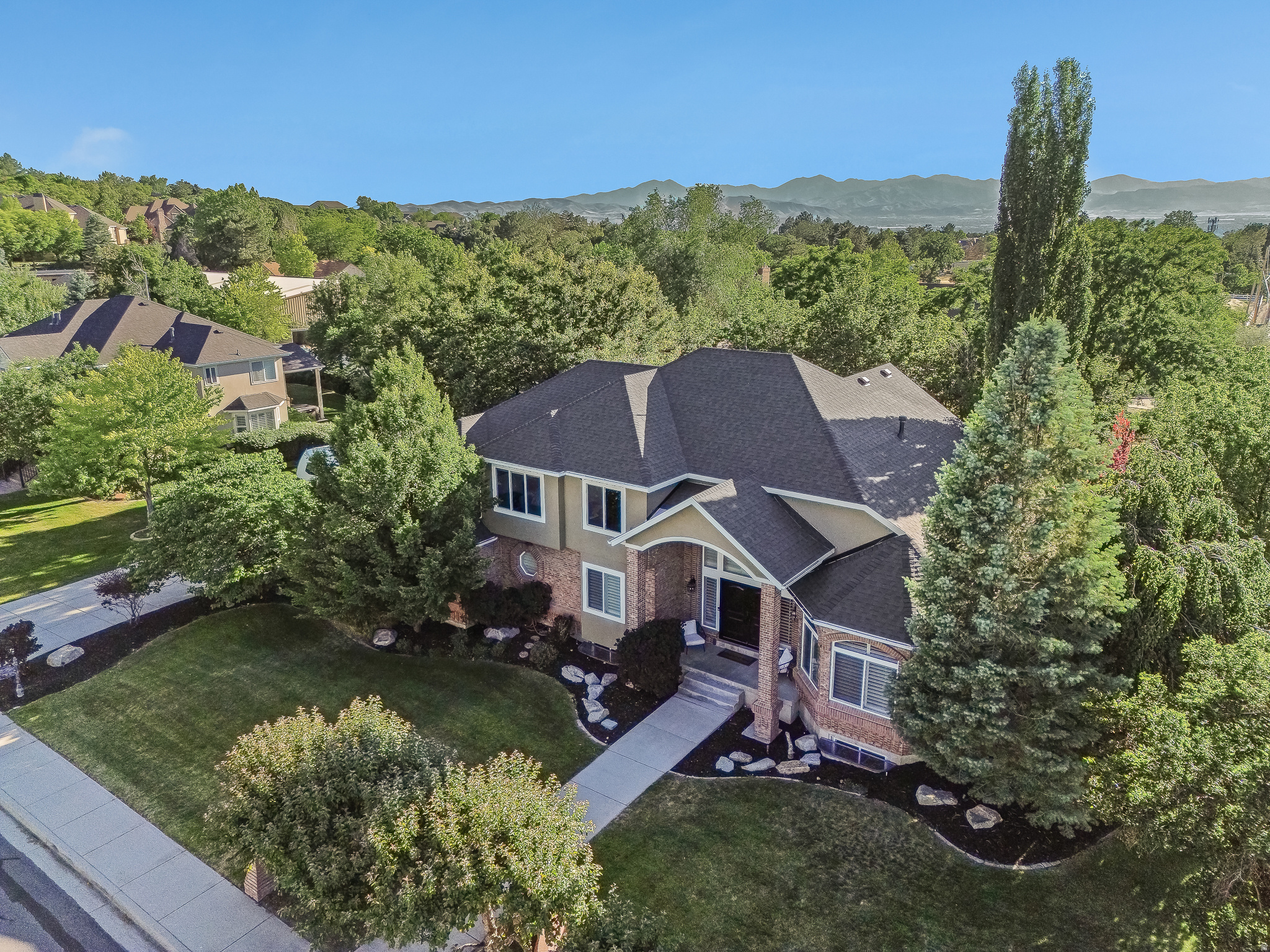 THE RIDGE #2 - Residential