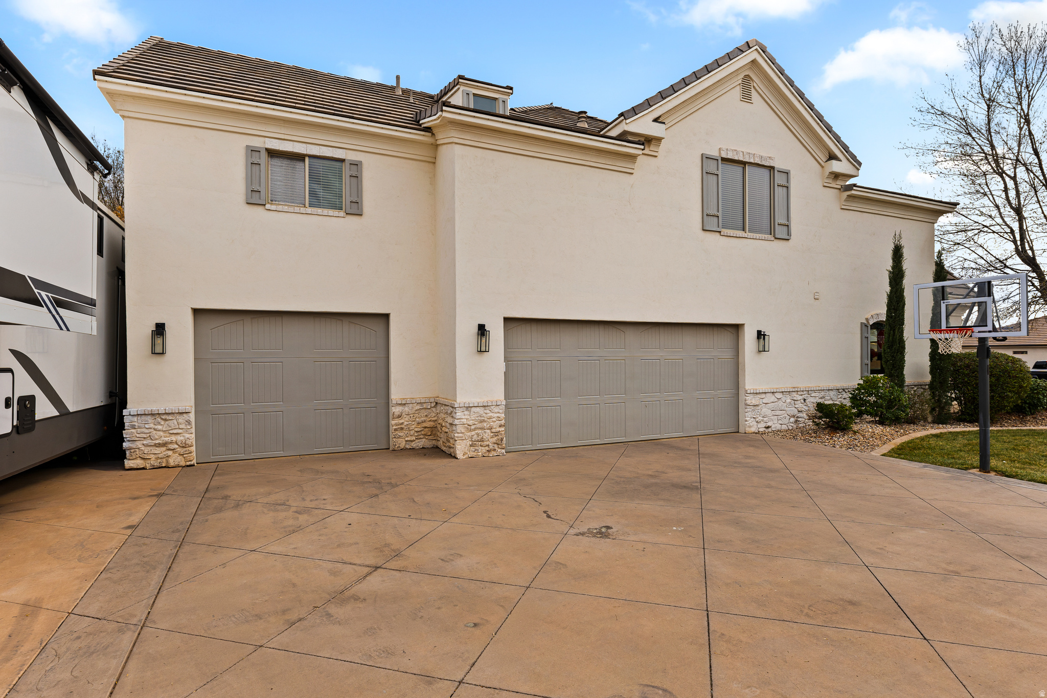 HERITAGE EST 3 - Residential