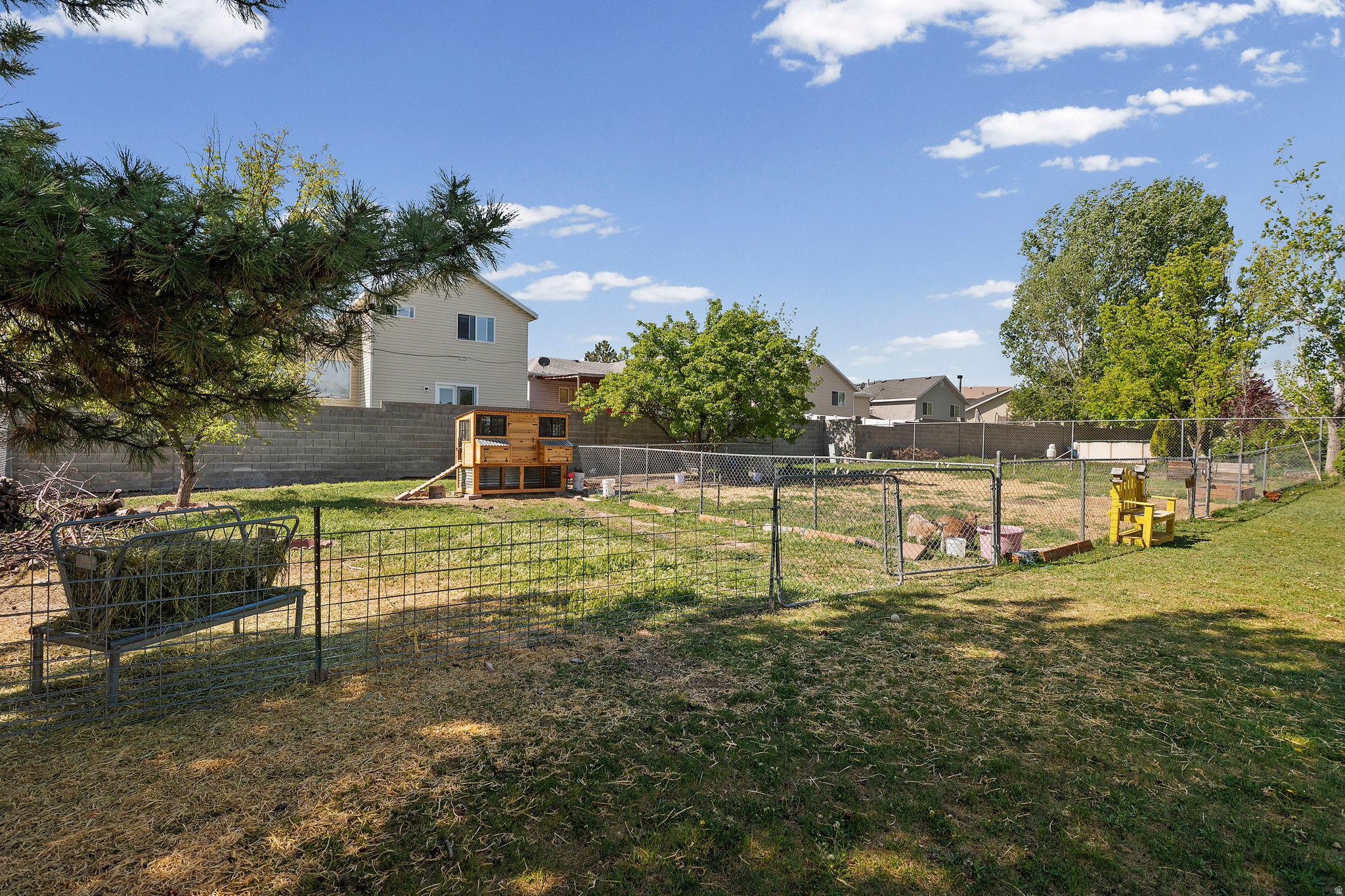 SPRINGBROOK ESTATES - Residential