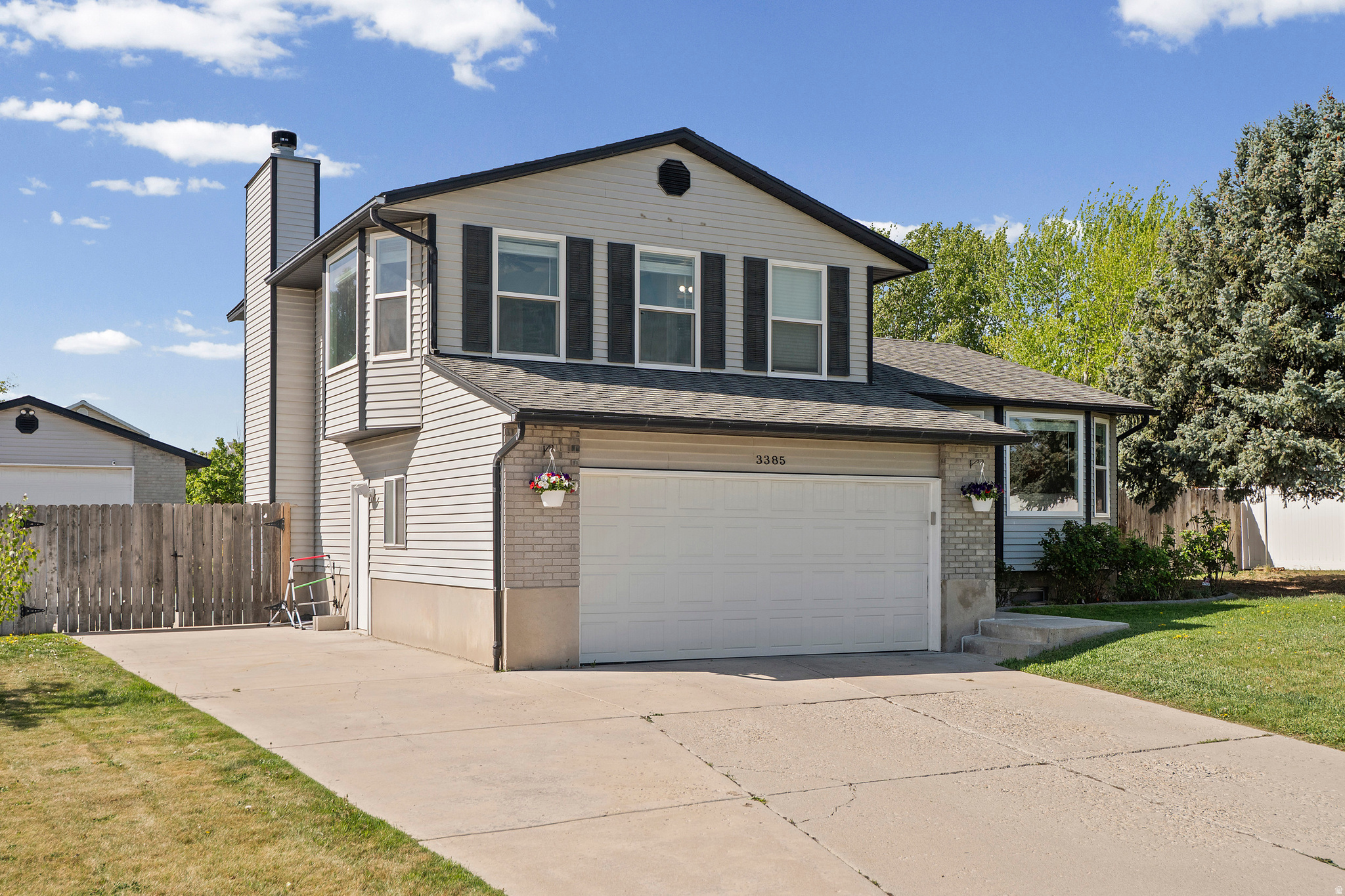 SPRINGBROOK ESTATES - Residential