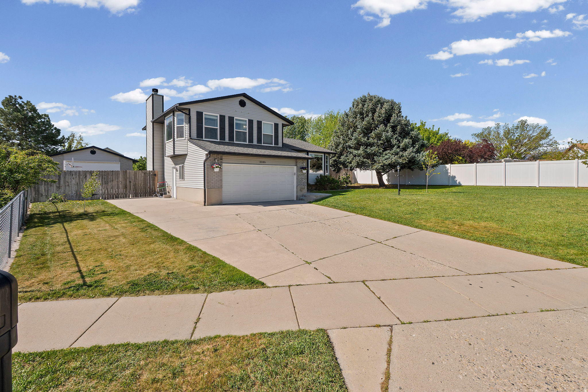 SPRINGBROOK ESTATES - Residential