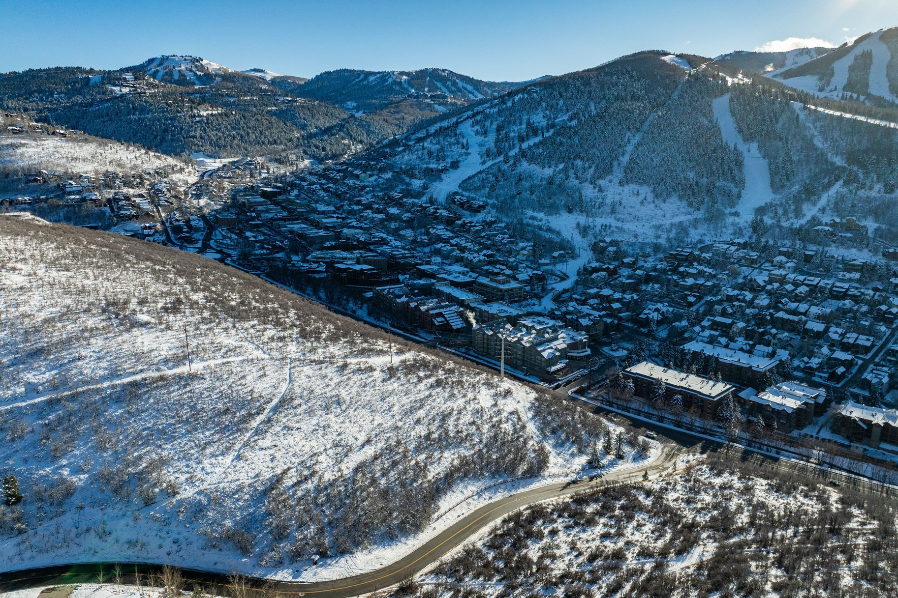 AERIE AREA-HUBER - Land