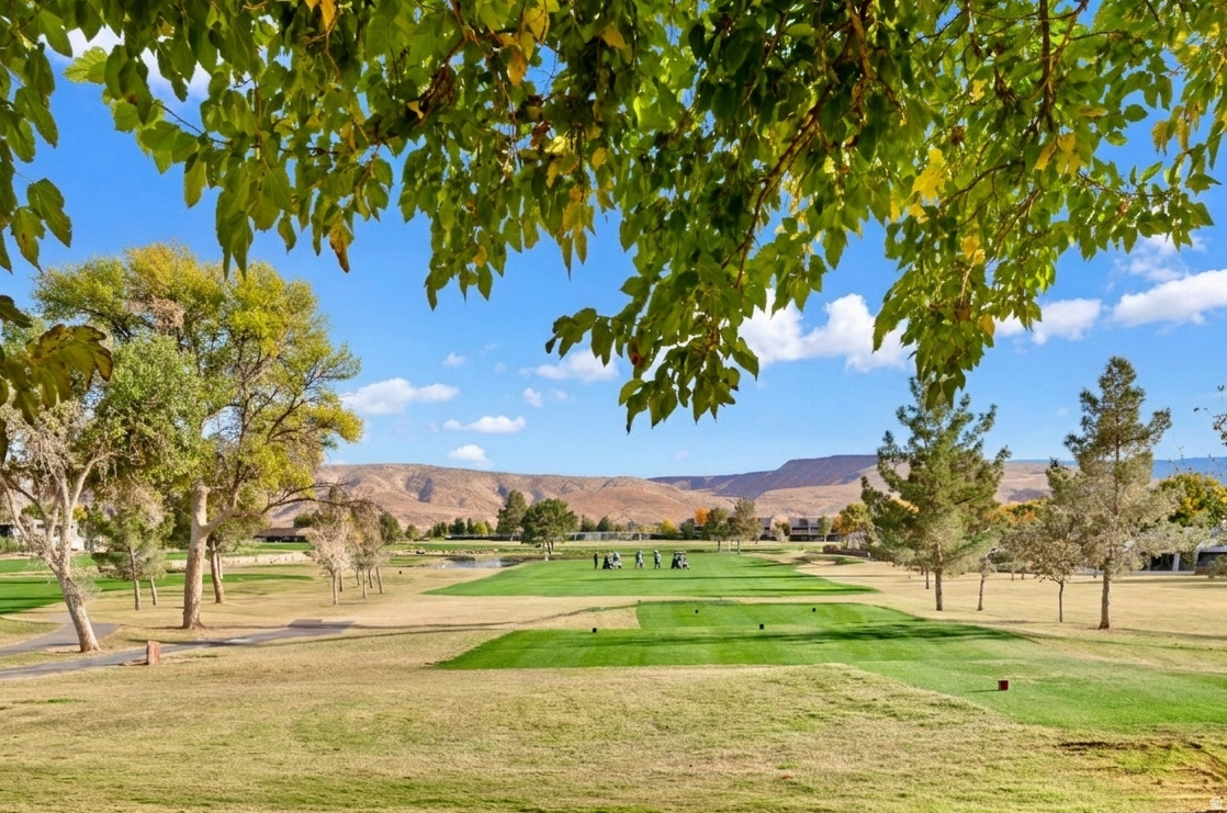 BLOOMINGTON COUNTRY CLUB 1 AMD & EXT - Residential