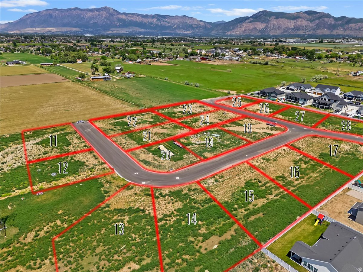HYLAND RANCH - Land