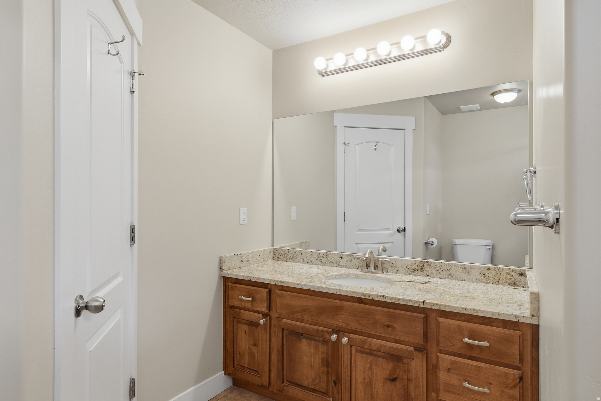 ASPEN POINTE - Residential