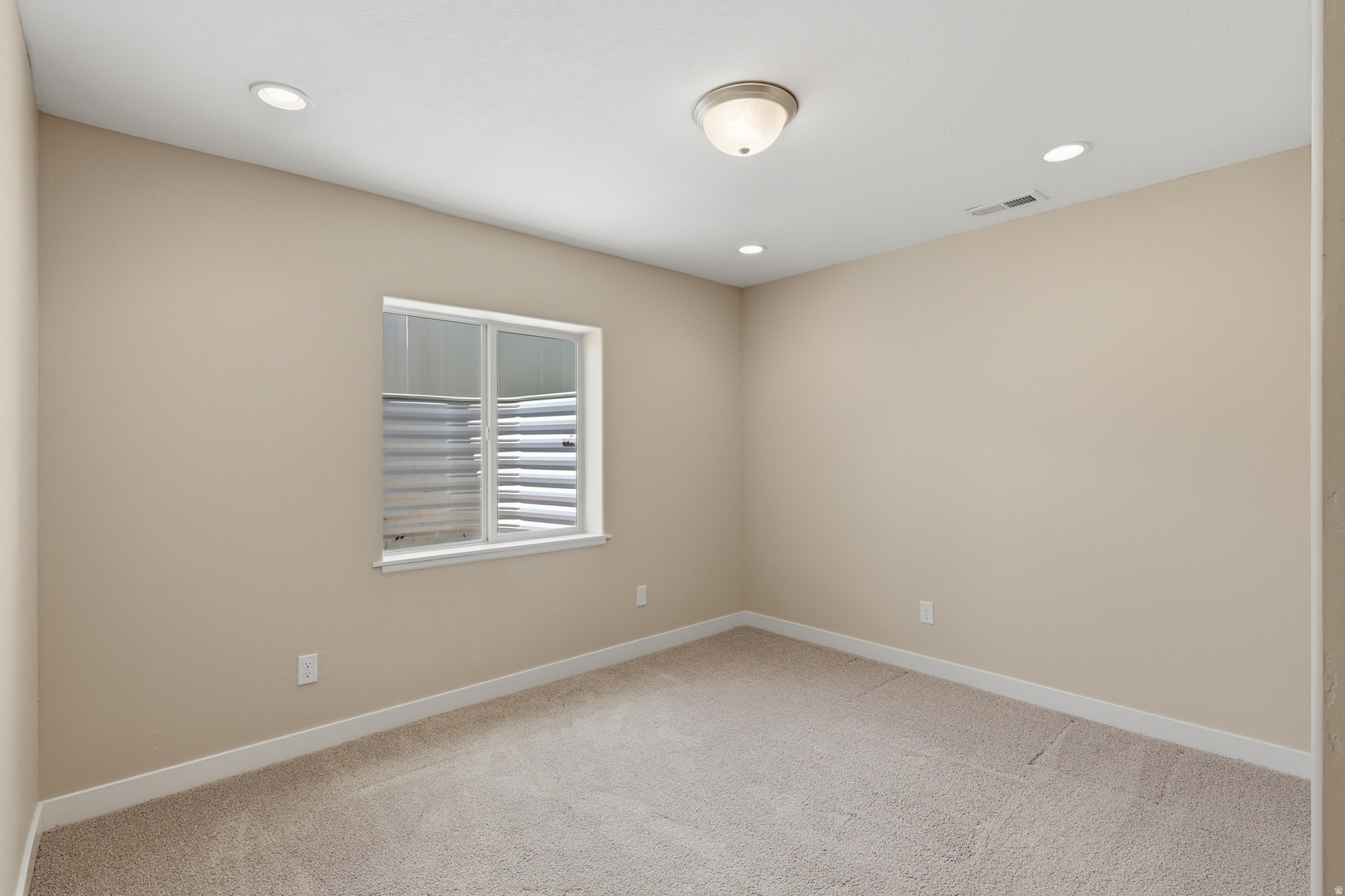 ASPEN POINTE - Residential
