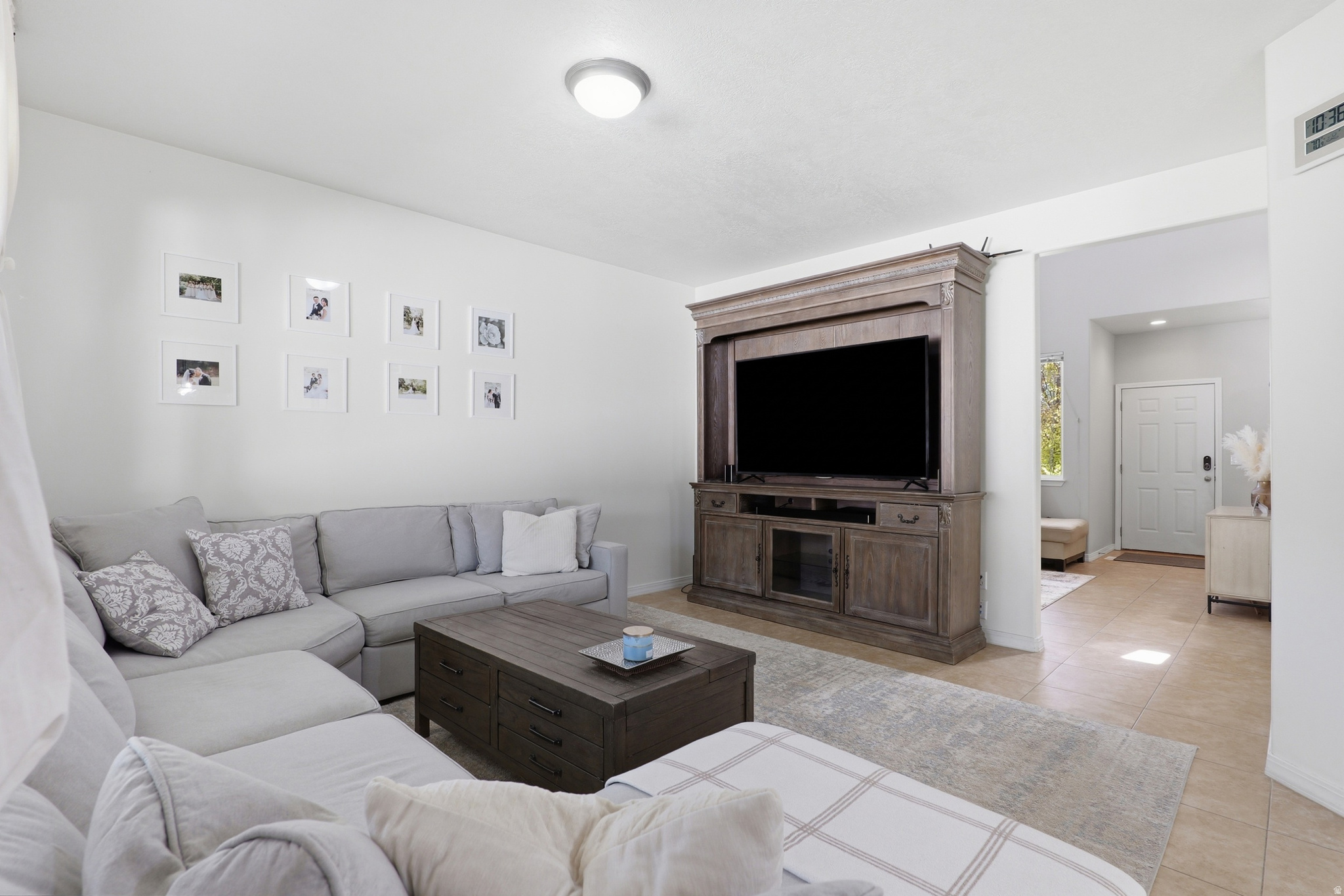 VILLAGES AT STONEGATE-SUMMERTRAIL - Residential
