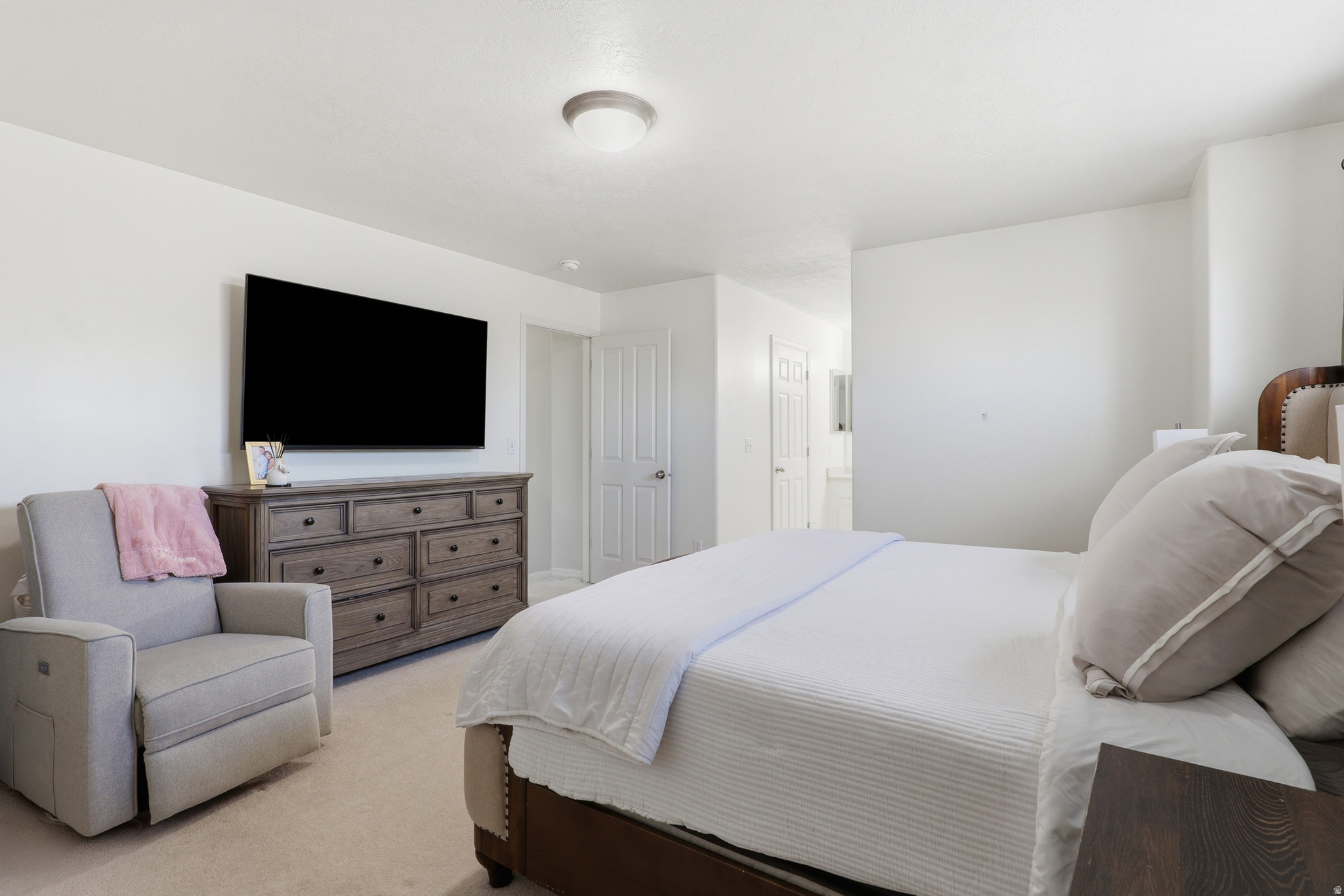 VILLAGES AT STONEGATE-SUMMERTRAIL - Residential