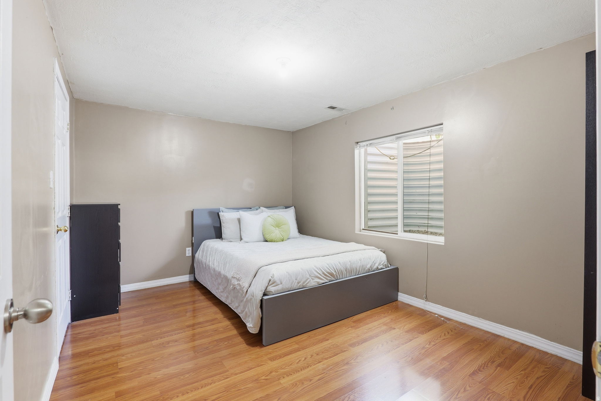 VILLAGES AT STONEGATE-SUMMERTRAIL - Residential