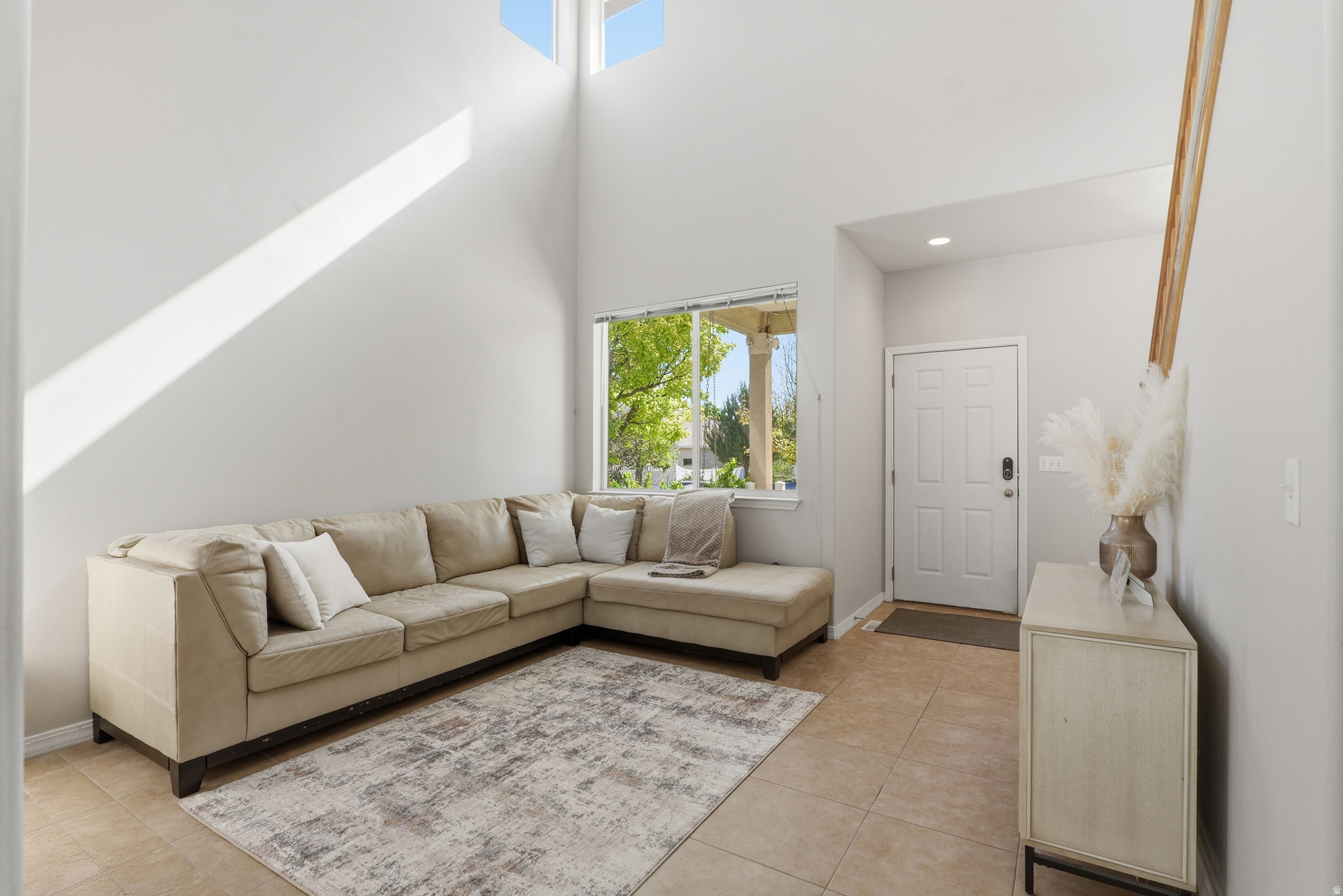 VILLAGES AT STONEGATE-SUMMERTRAIL - Residential