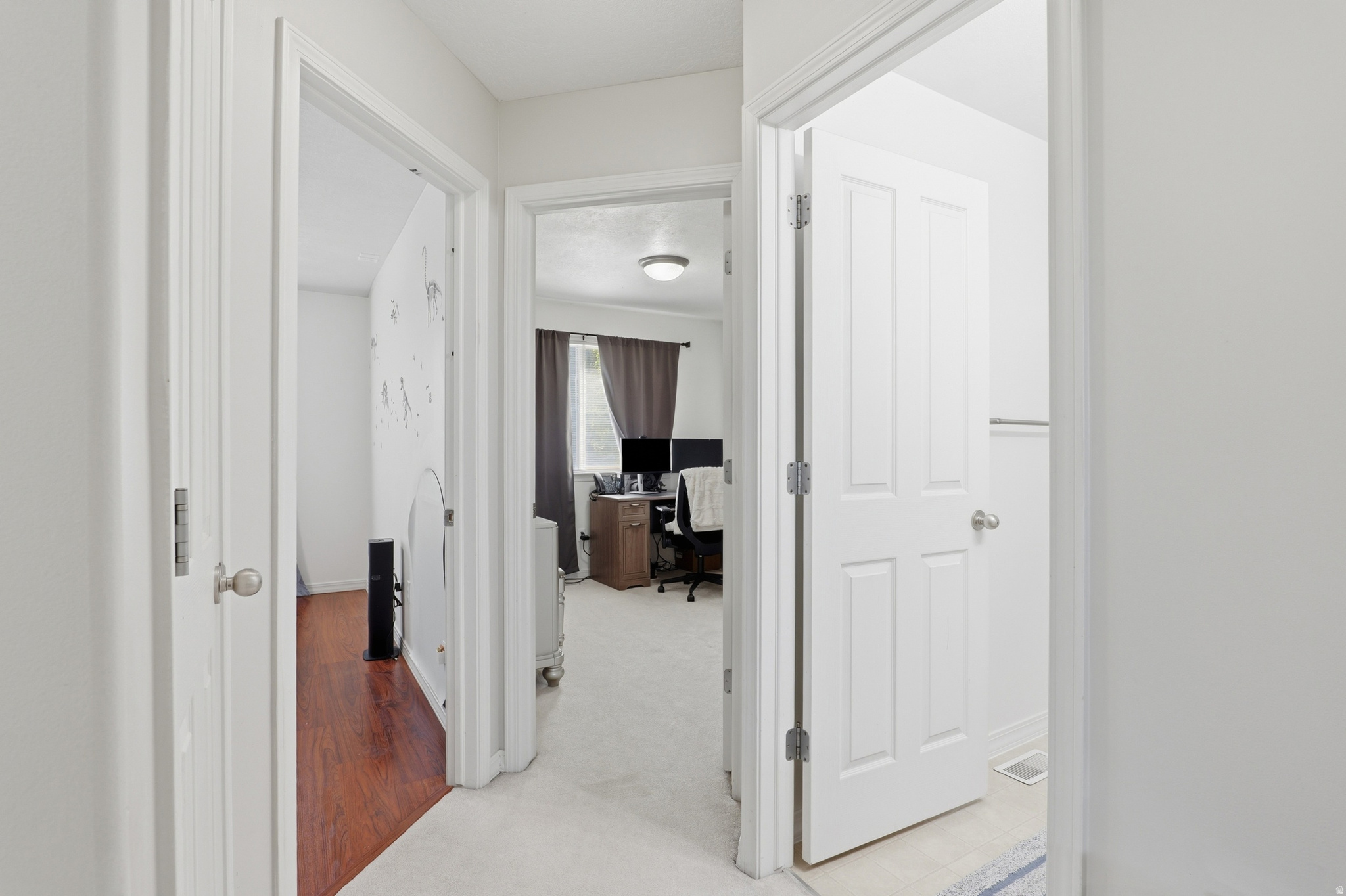VILLAGES AT STONEGATE-SUMMERTRAIL - Residential