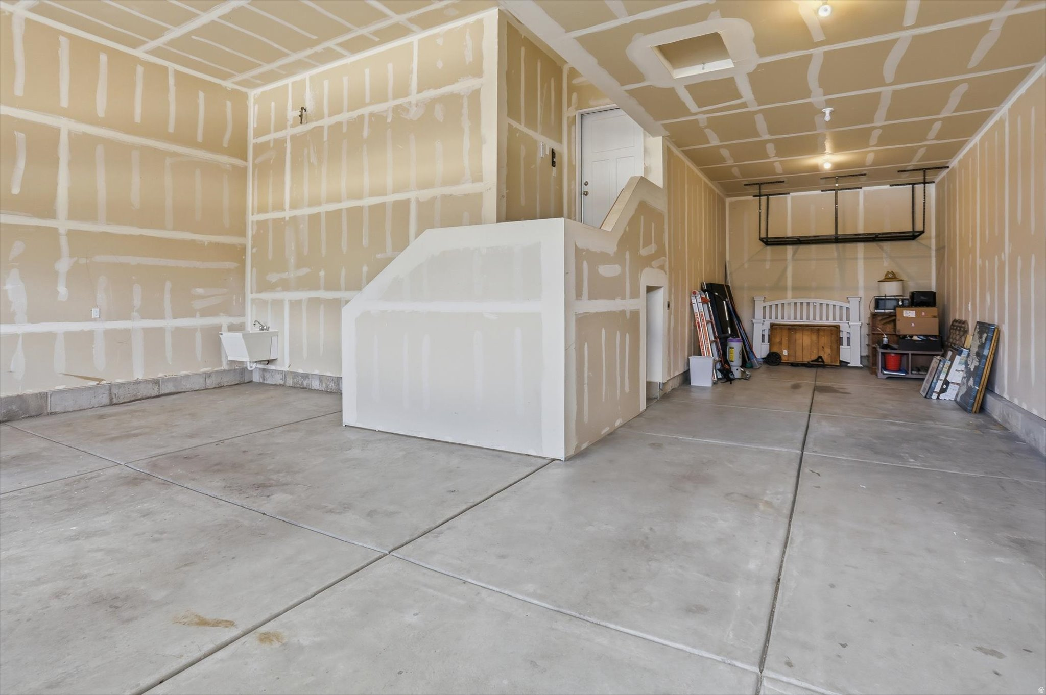LEGEND POINTE SUBDIVISION PHASE 2 - Residential