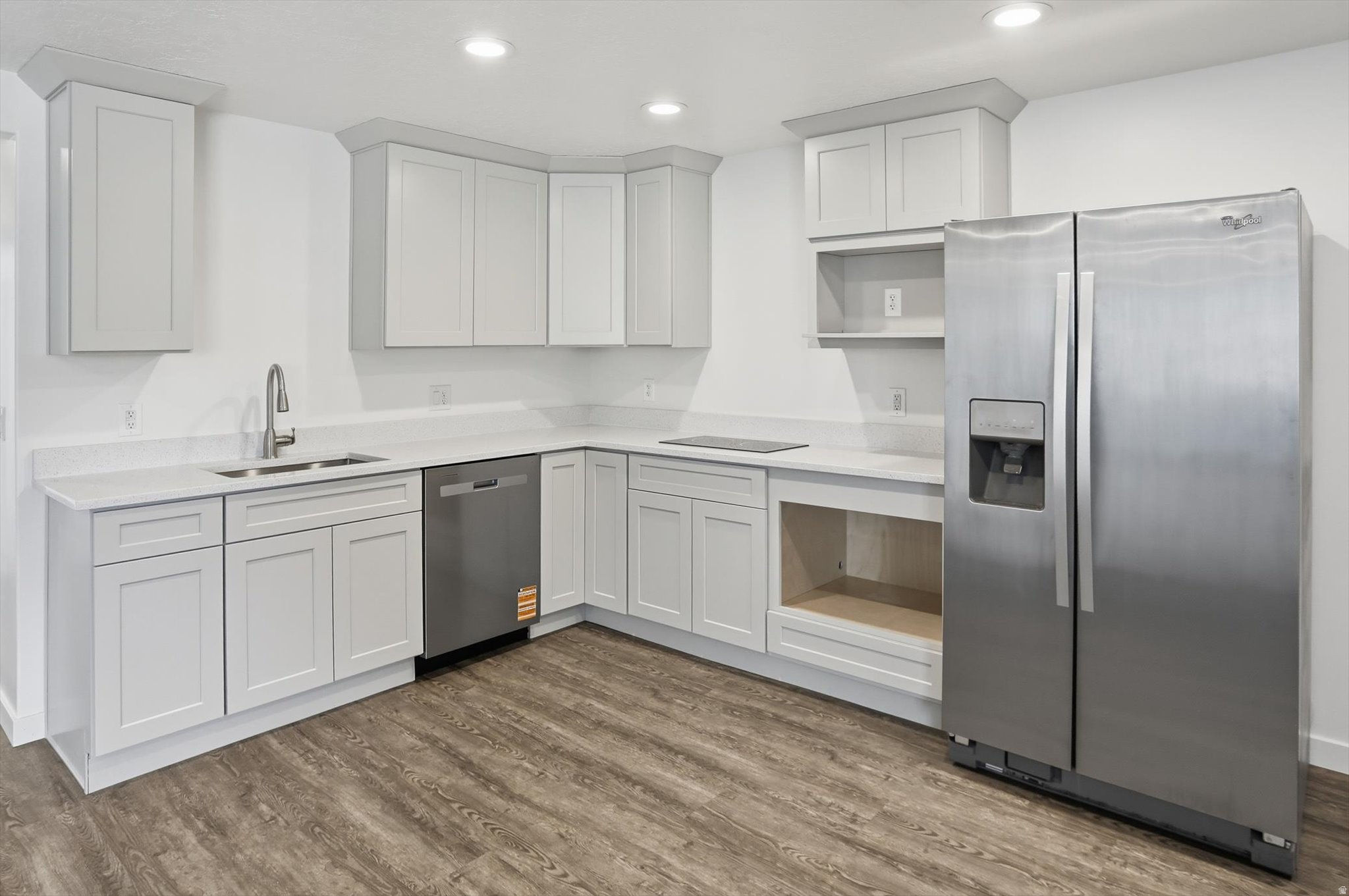 LEGEND POINTE SUBDIVISION PHASE 2 - Residential