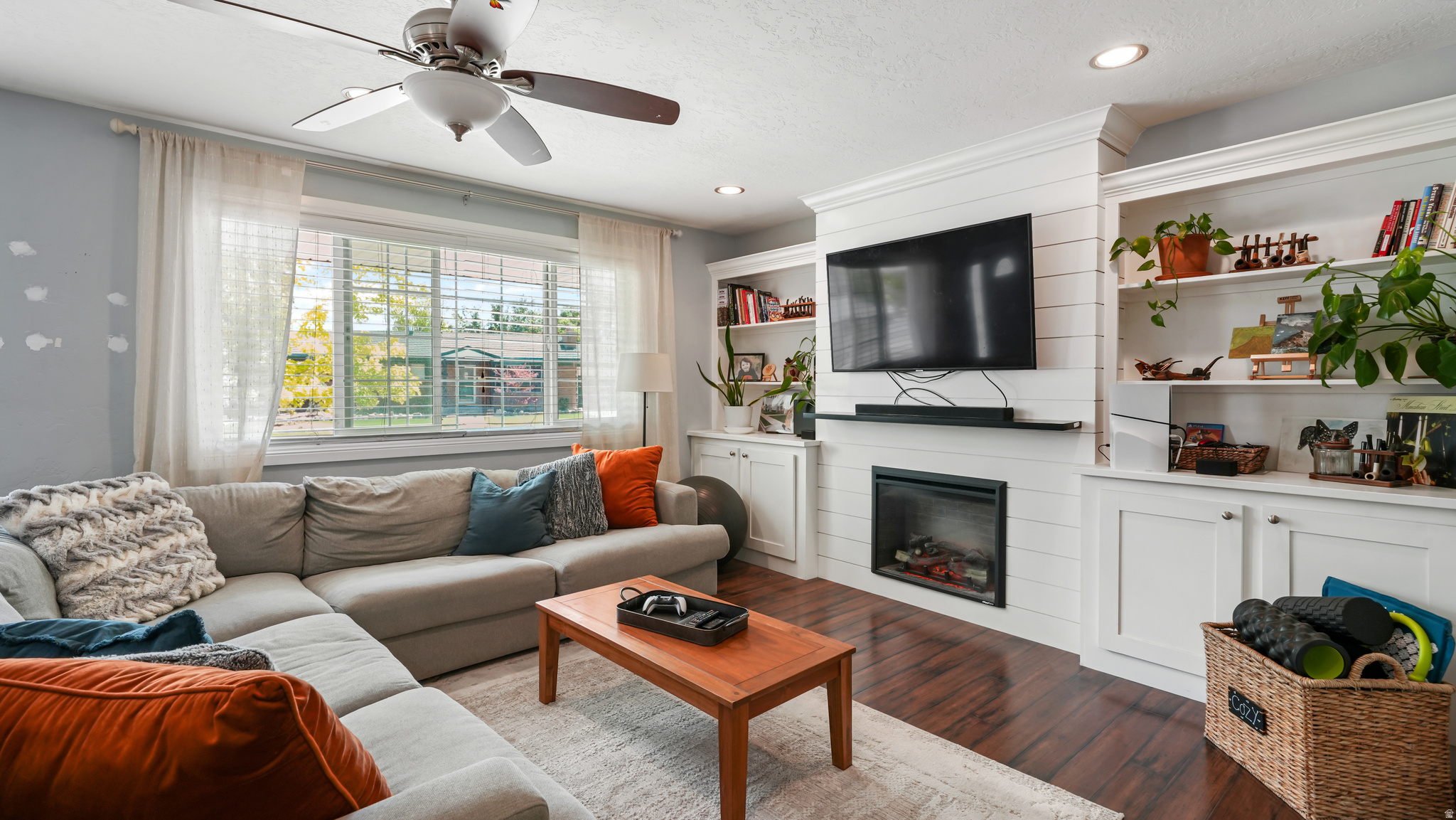 MT. VISTA - Residential