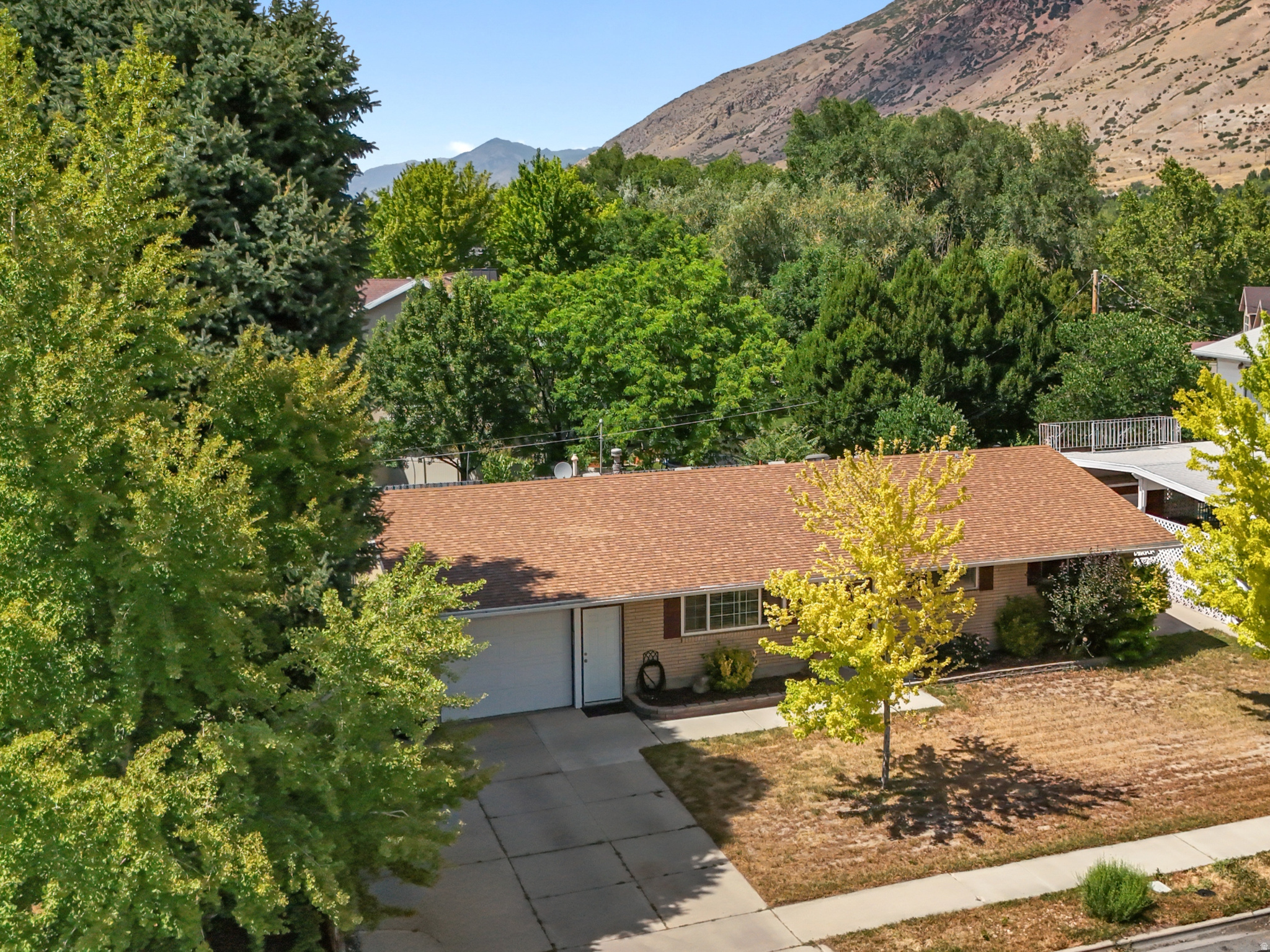MT. VISTA - Residential