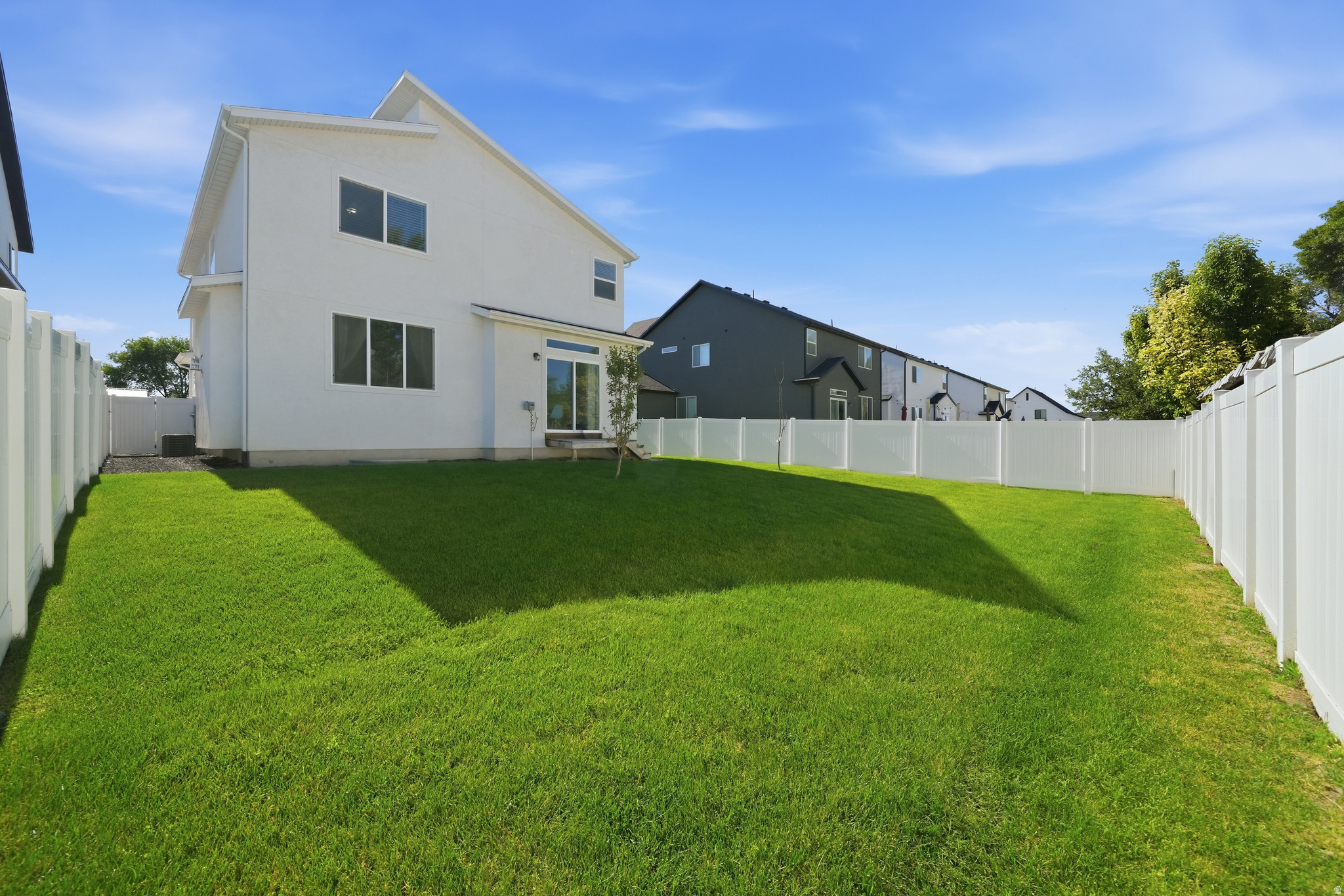 RIVERTON COVE - Residential